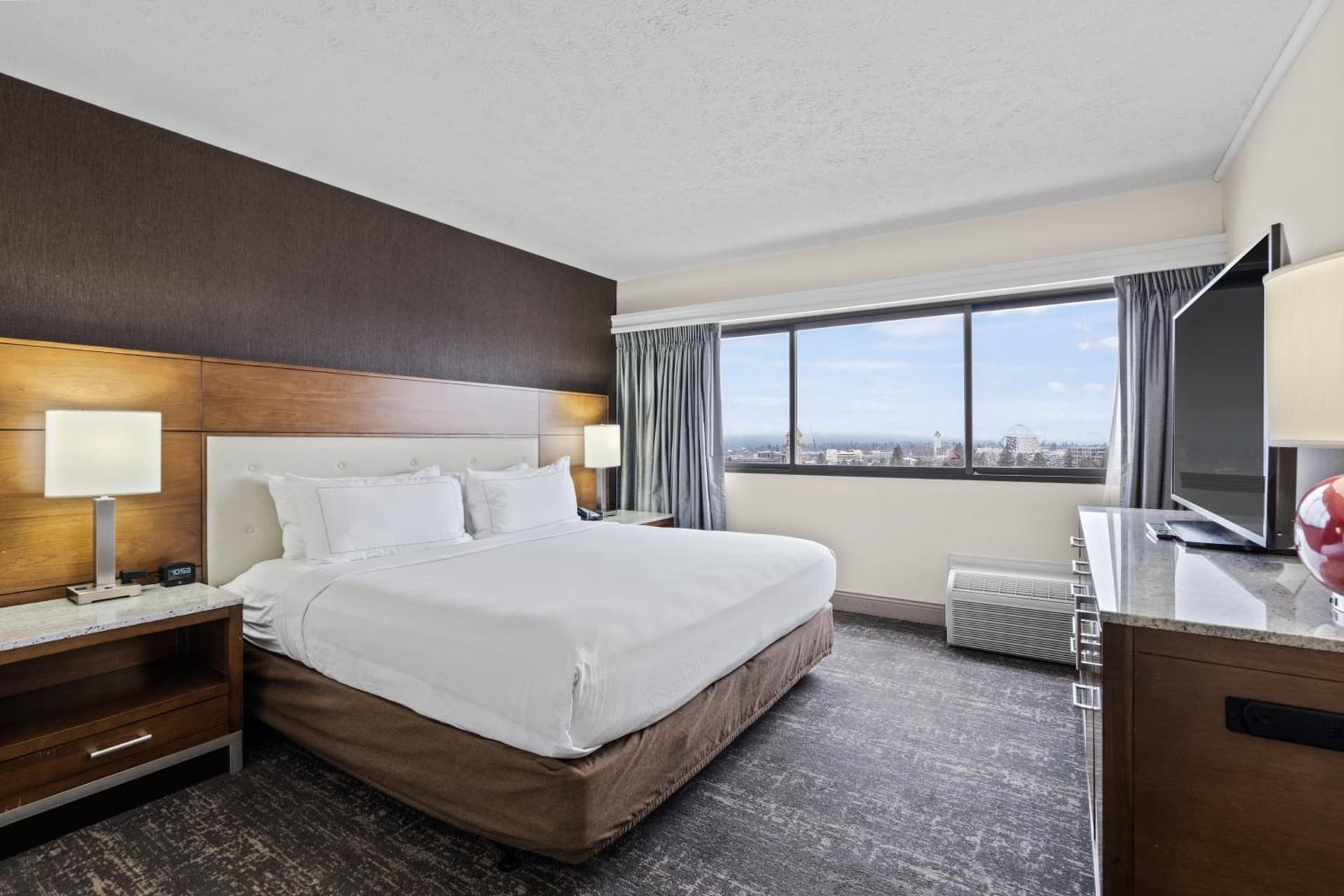DoubleTree by Hilton Spokane City Center property views in Spokane, WA — gallery photo 3