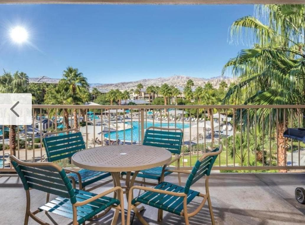 WorldMark Indio interior in Indio, CA — gallery photo 2