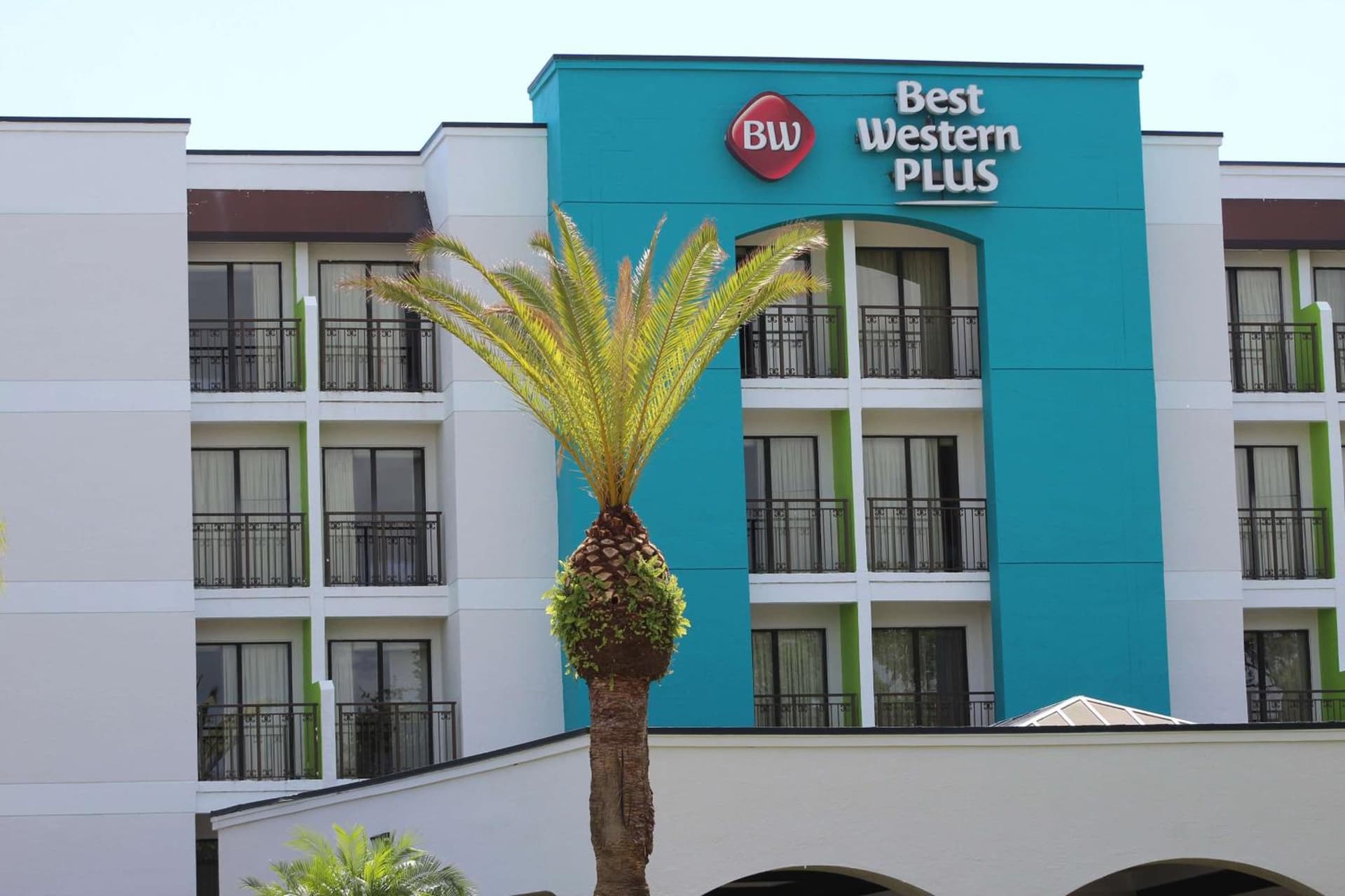 Best Western Plus Deerfield Beach Hotel & Suites featured exterior or lobby in Deerfield Beach, FL — similar hotel