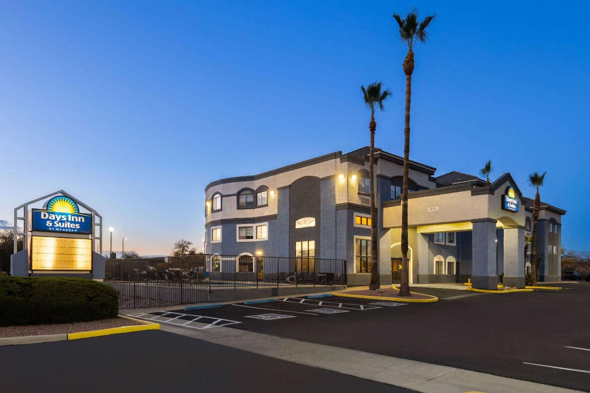 Days Inn & Suites by Wyndham Tucson/Marana gallery photo in Tucson, AZ — image 37