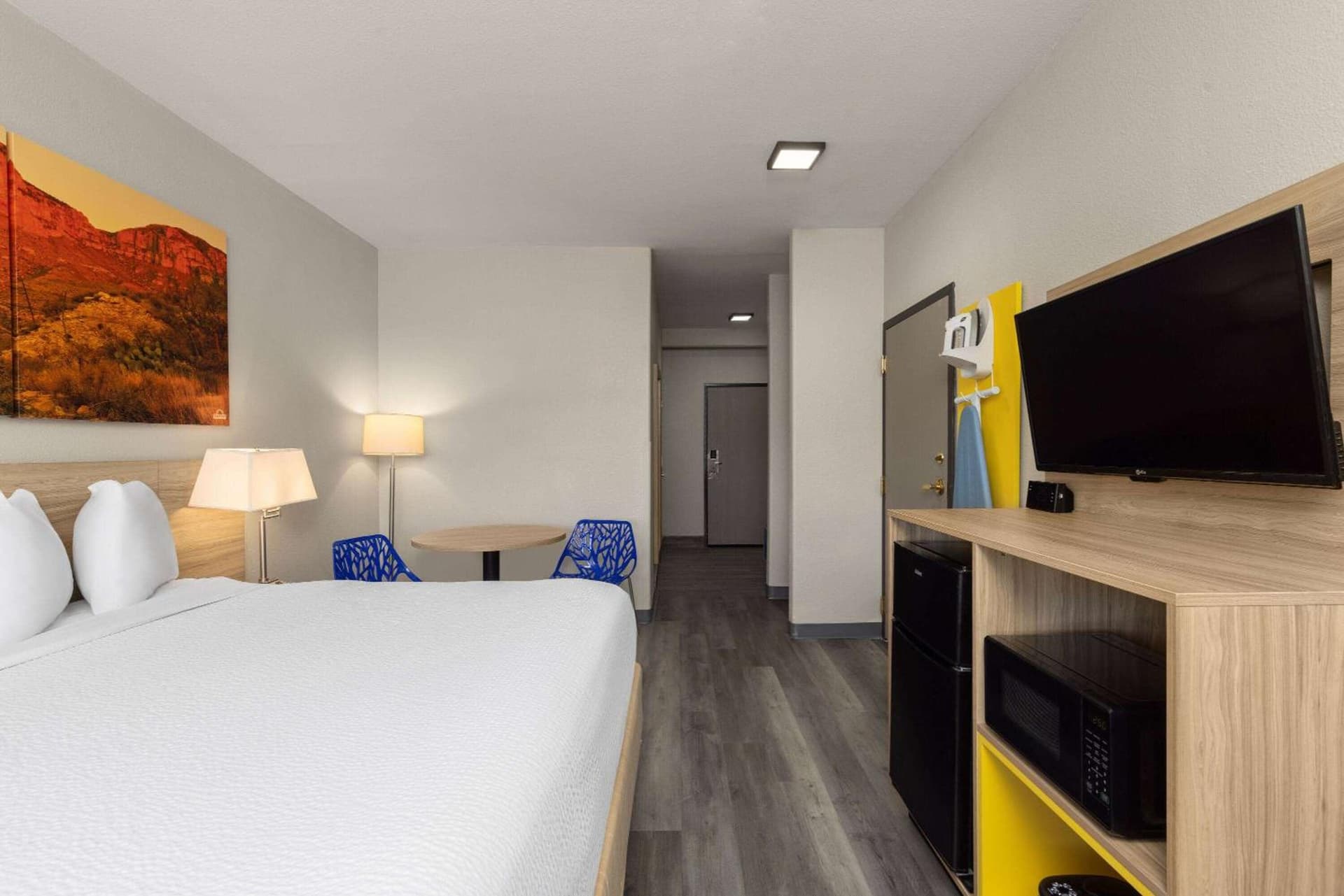 Days Inn & Suites by Wyndham Tucson/Marana gallery photo in Tucson, AZ — image 7