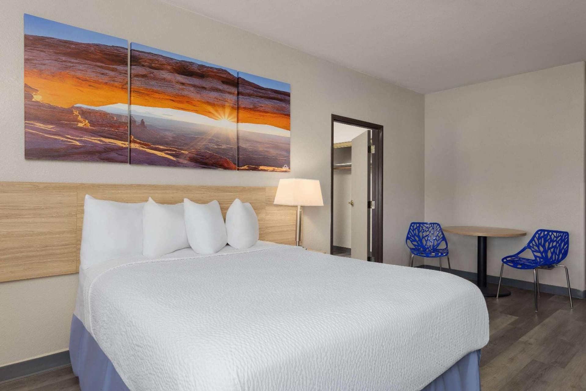 Days Inn & Suites by Wyndham Tucson/Marana gallery photo in Tucson, AZ — image 34