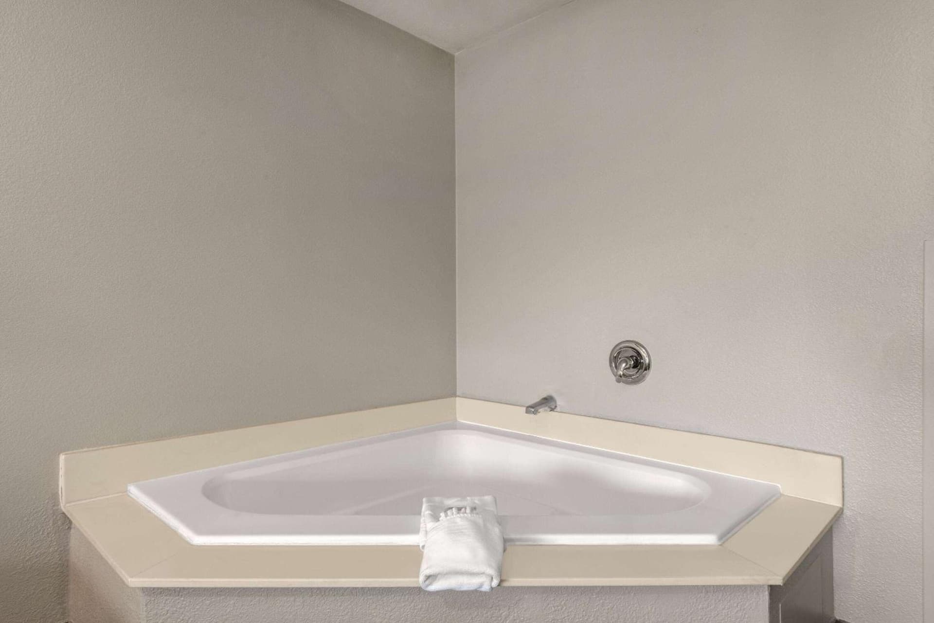 Days Inn & Suites by Wyndham Tucson/Marana gallery photo in Tucson, AZ — image 26