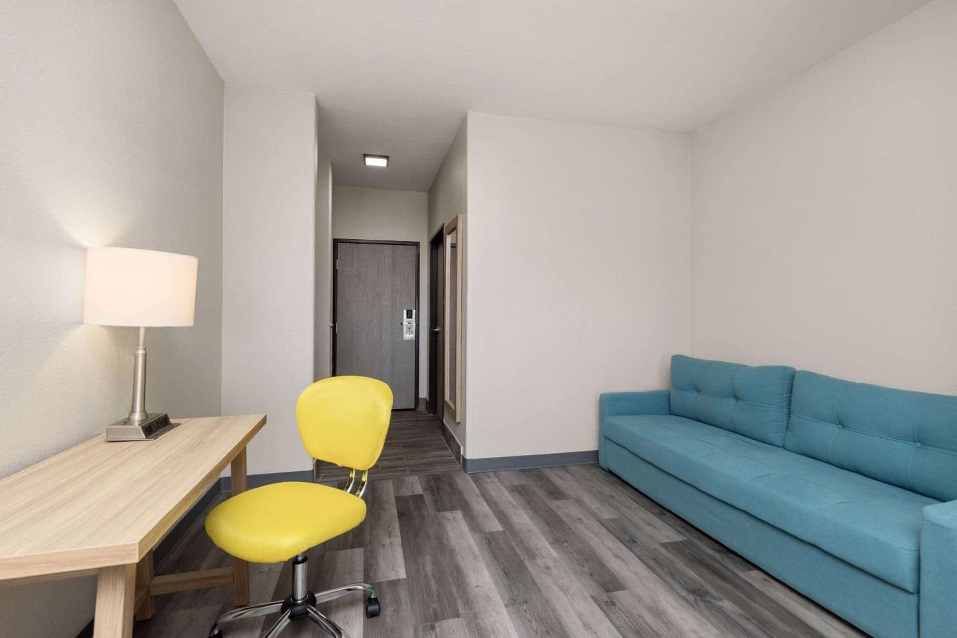 Days Inn & Suites by Wyndham Tucson/Marana gallery photo in Tucson, AZ — image 10