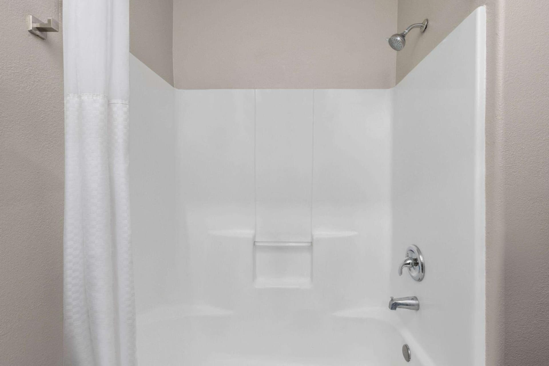 Days Inn & Suites by Wyndham Tucson/Marana gallery photo in Tucson, AZ — image 16
