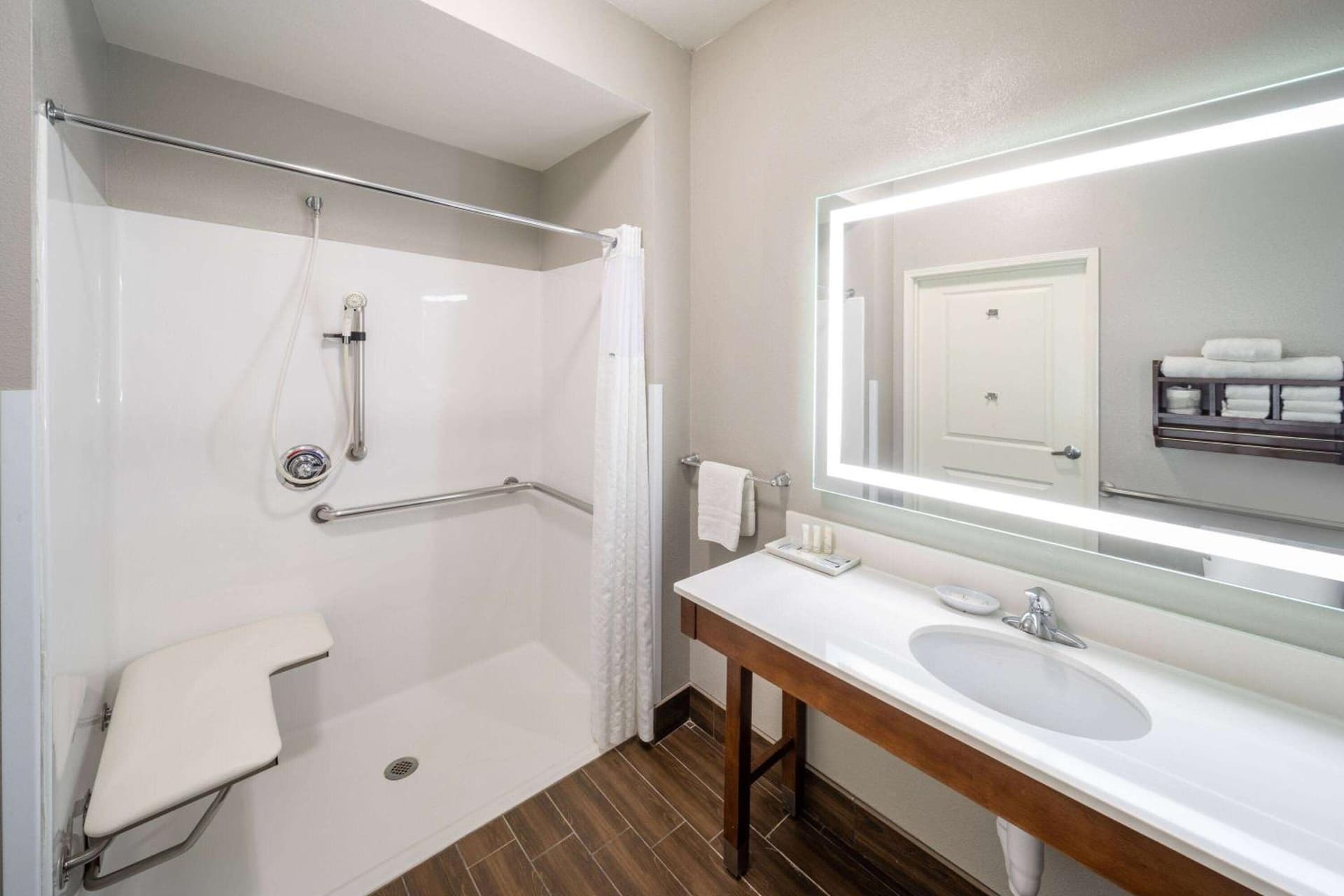 La Quinta by Wyndham Houston NW Beltway8/WestRD gallery photo in Houston, TX — image 20