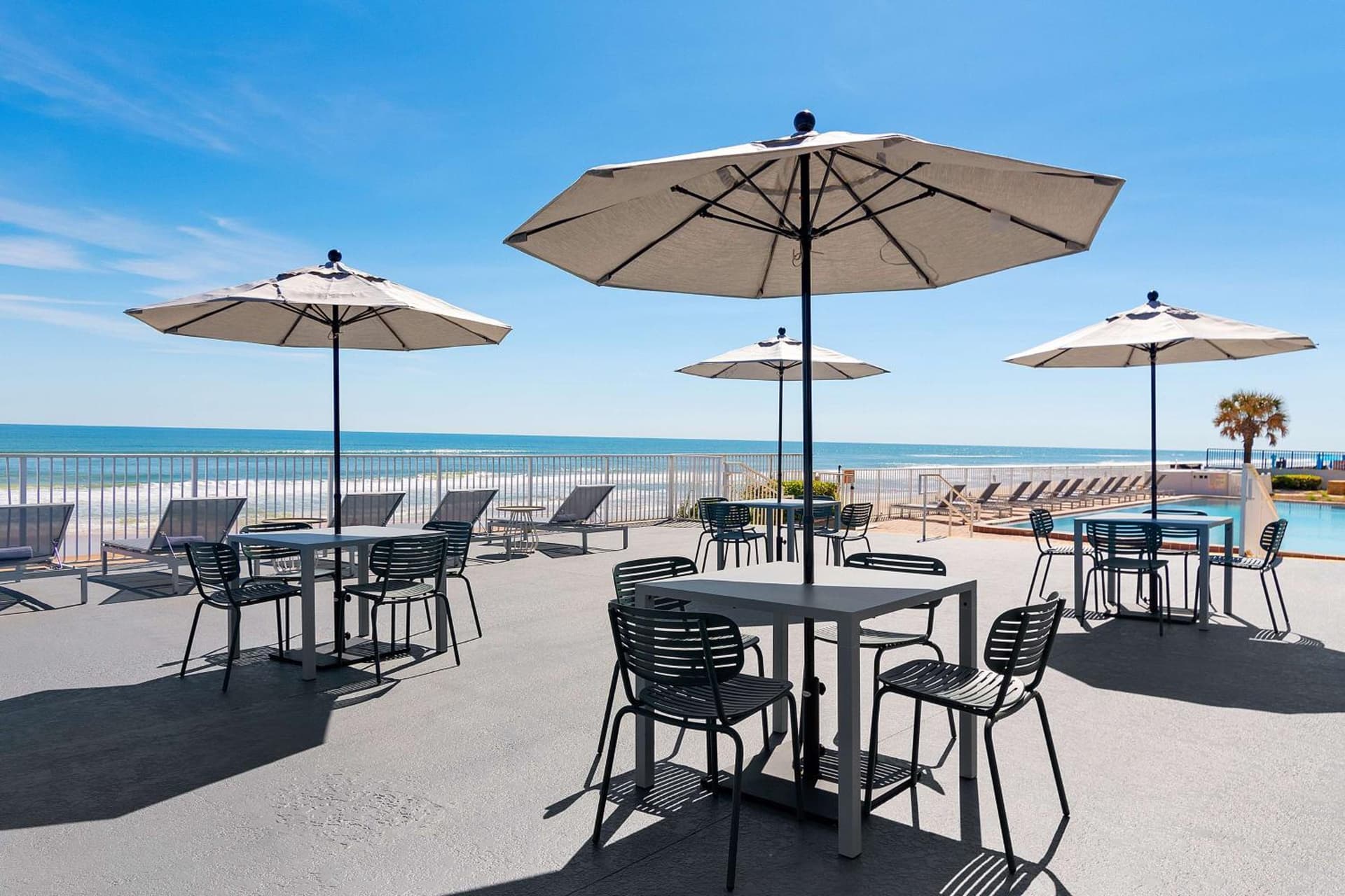 Spark by Hilton Ormond Beach Oceanfront property views in Ormond Beach, FL — gallery photo 3