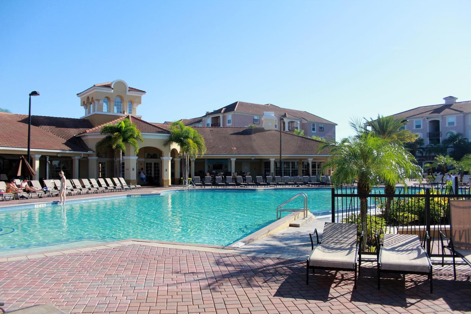 Vista Cay Inn property views in Orlando, FL — gallery photo 3