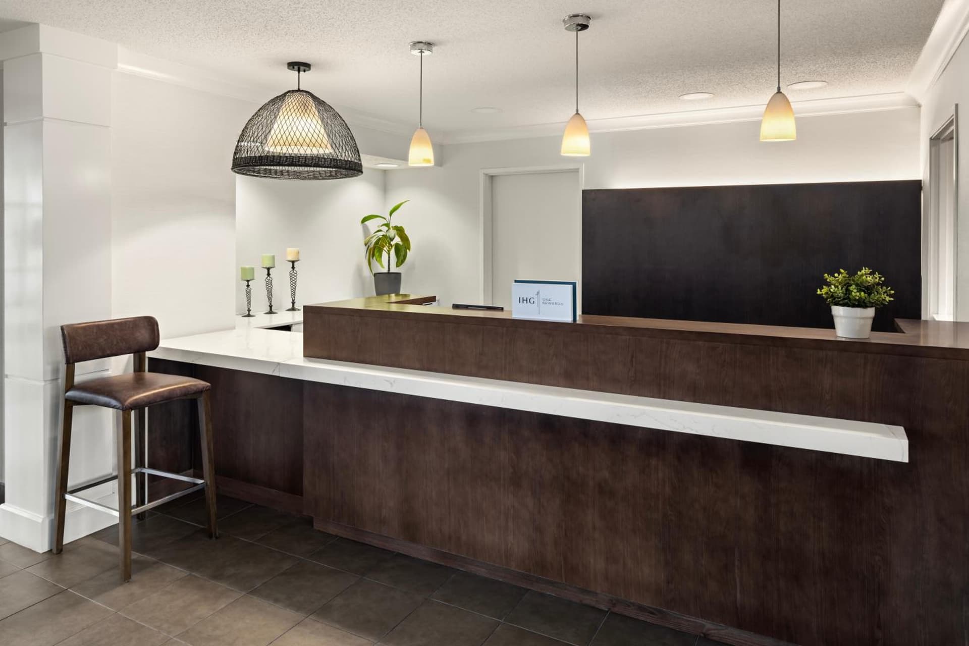 Staybridge Suites Minneapolis-Bloomington by IHG interior in Bloomington, MN — gallery photo 2
