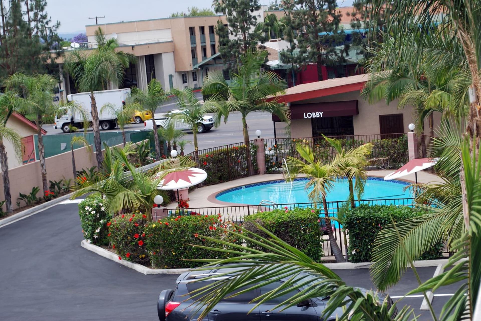 Budget Inn Anaheim near Disneyland Drive interior in Anaheim, CA — gallery photo 2