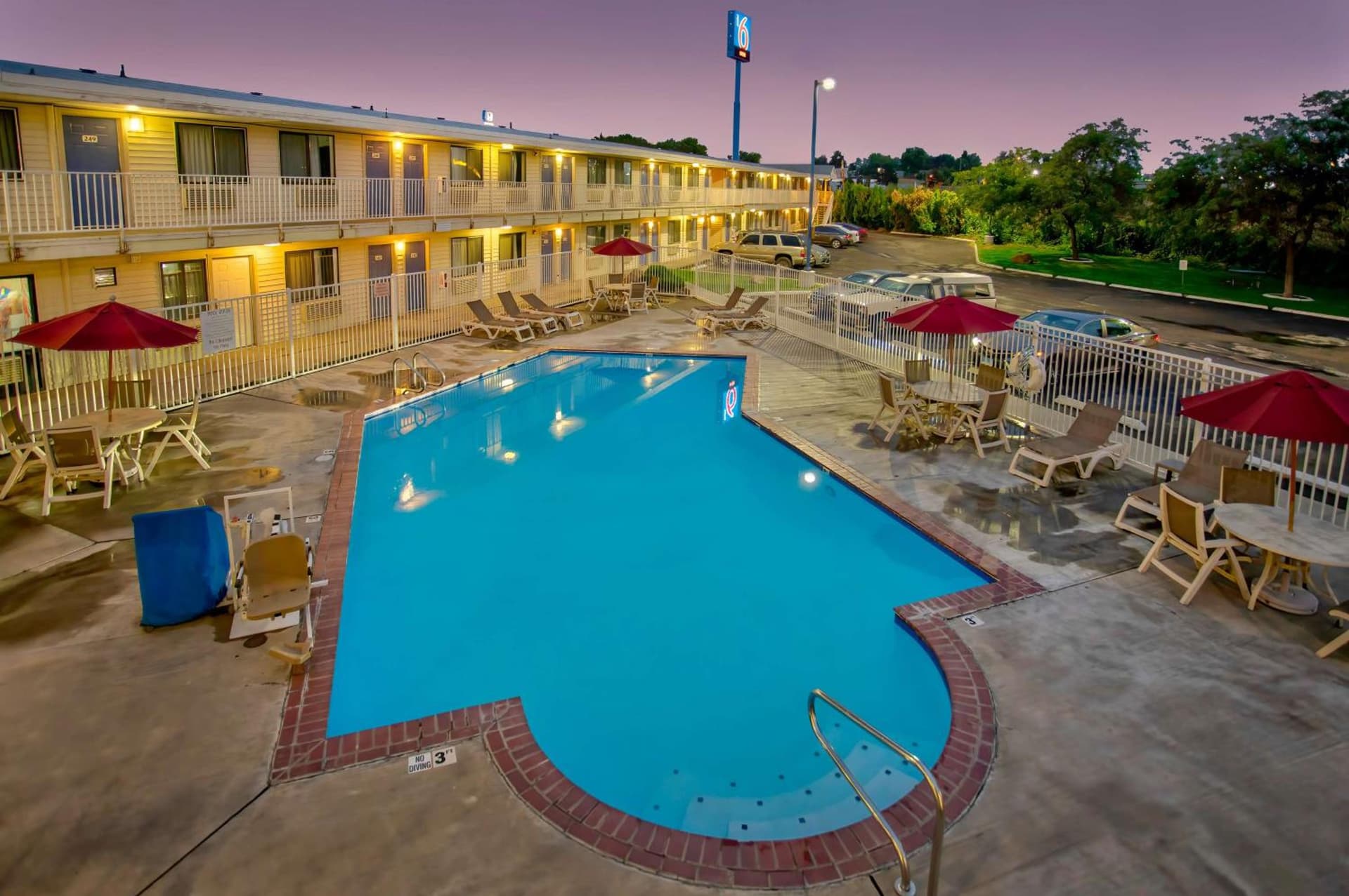 Motel 6-Richland, WA - Kennewick interior in Richland, WA — gallery photo 2