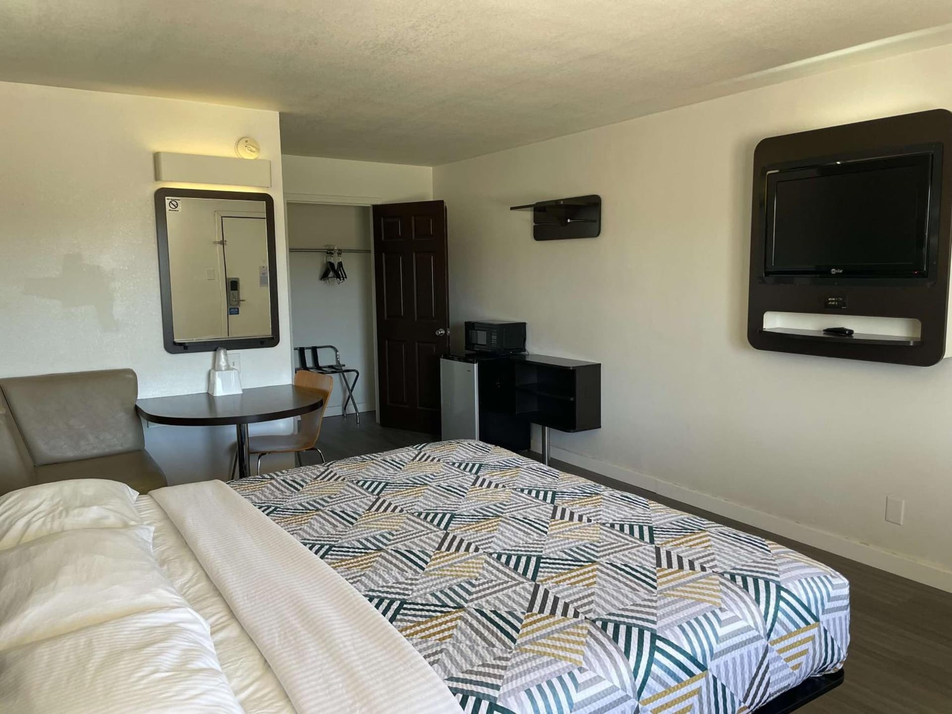 Motel 6-Wichita Falls, TX - North gallery photo in Wichita Falls, TX — image 8