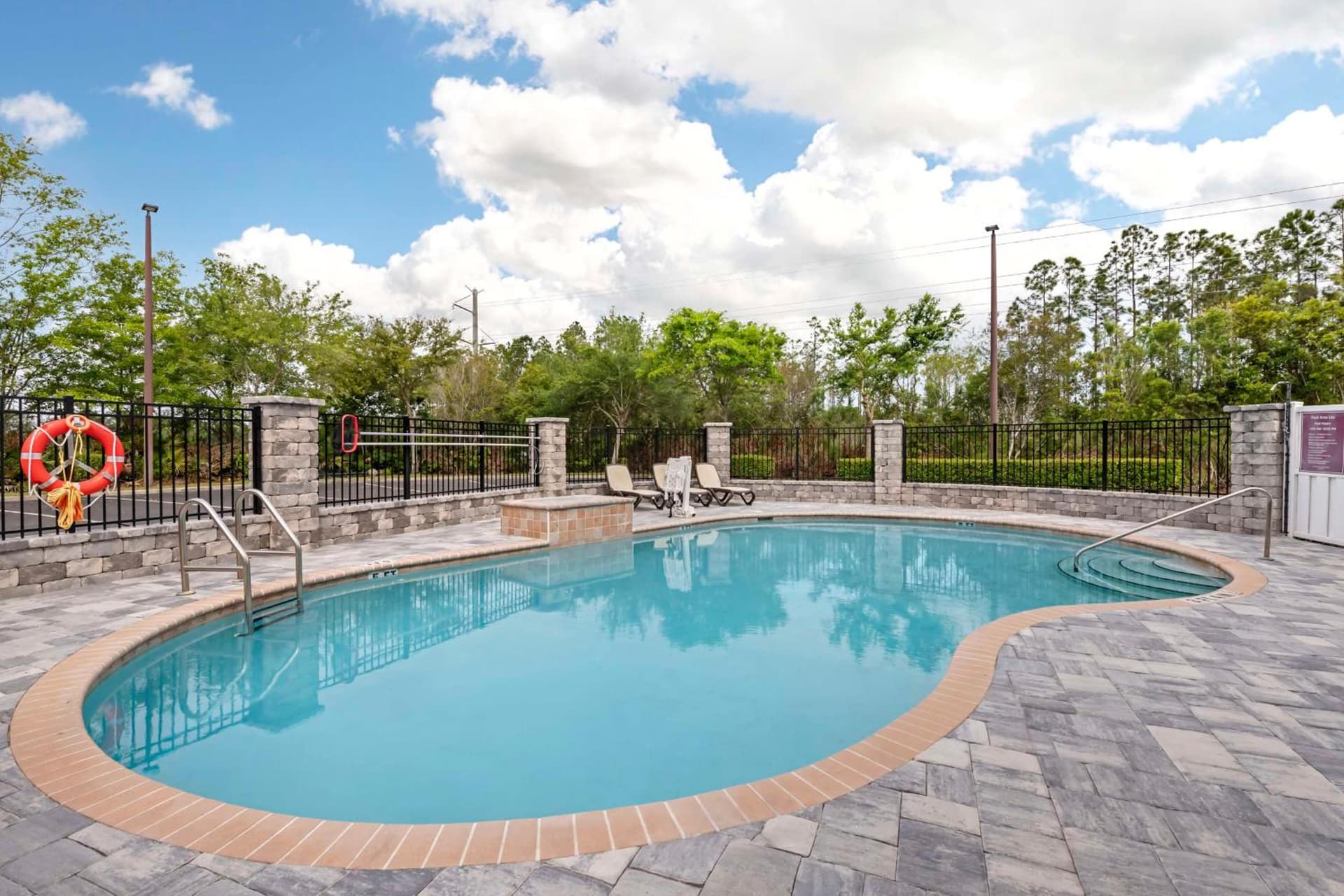 Best Western Plus First Coast Inn and Suites interior in Yulee, FL — gallery photo 2