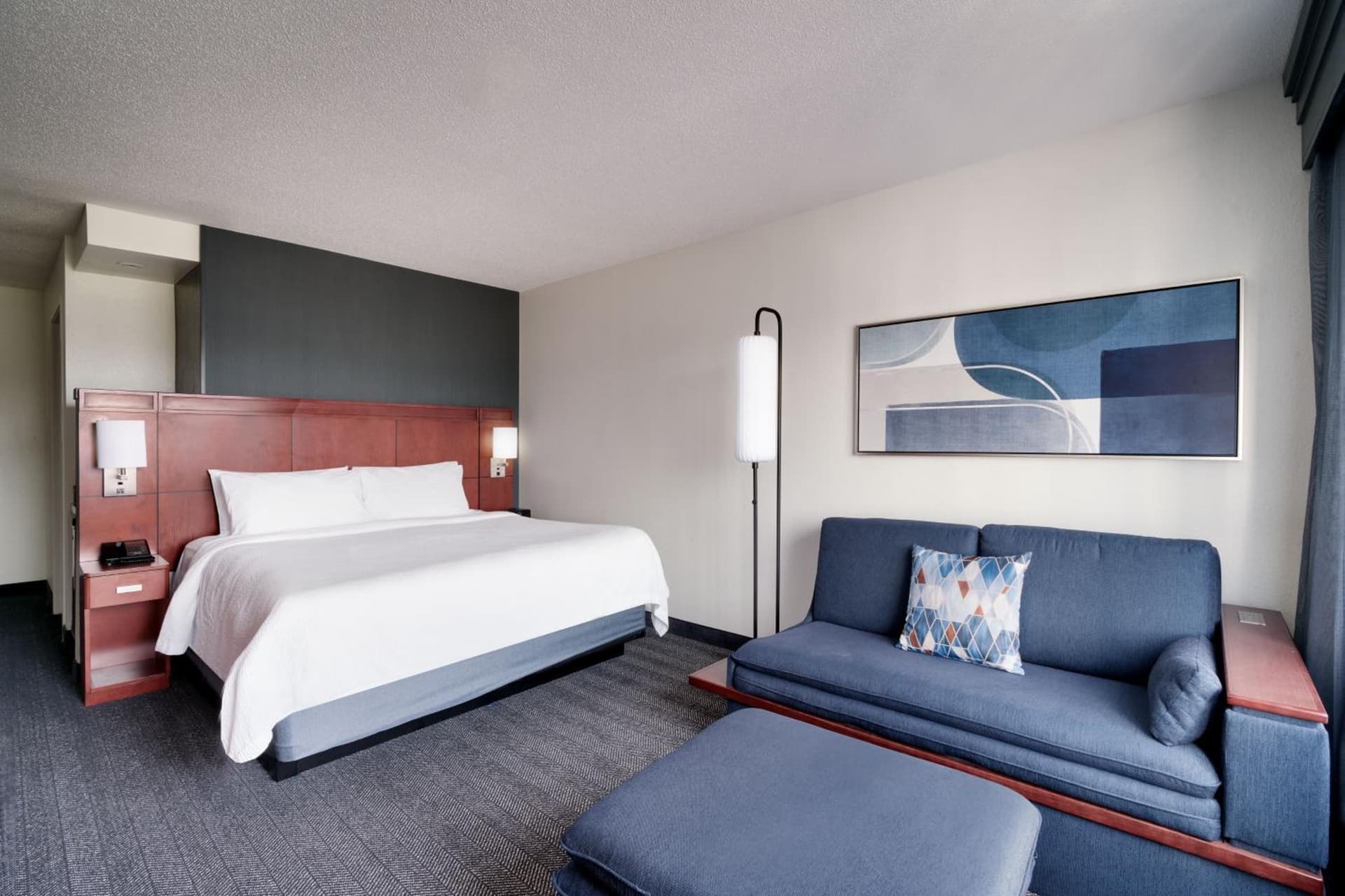 Courtyard by Marriott Johnson City gallery photo in Johnson City, TN — image 28