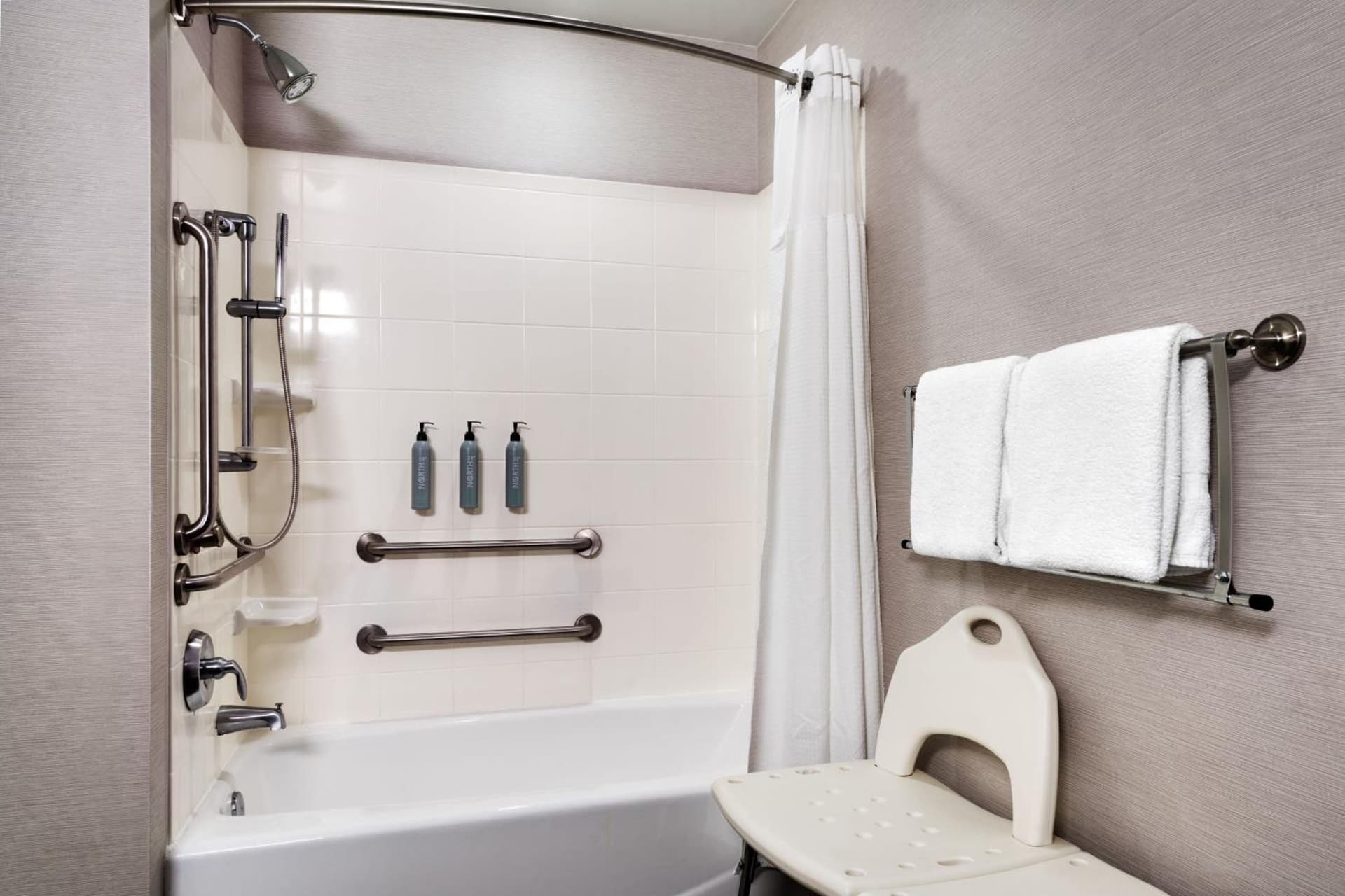 Courtyard by Marriott Johnson City gallery photo in Johnson City, TN — image 4