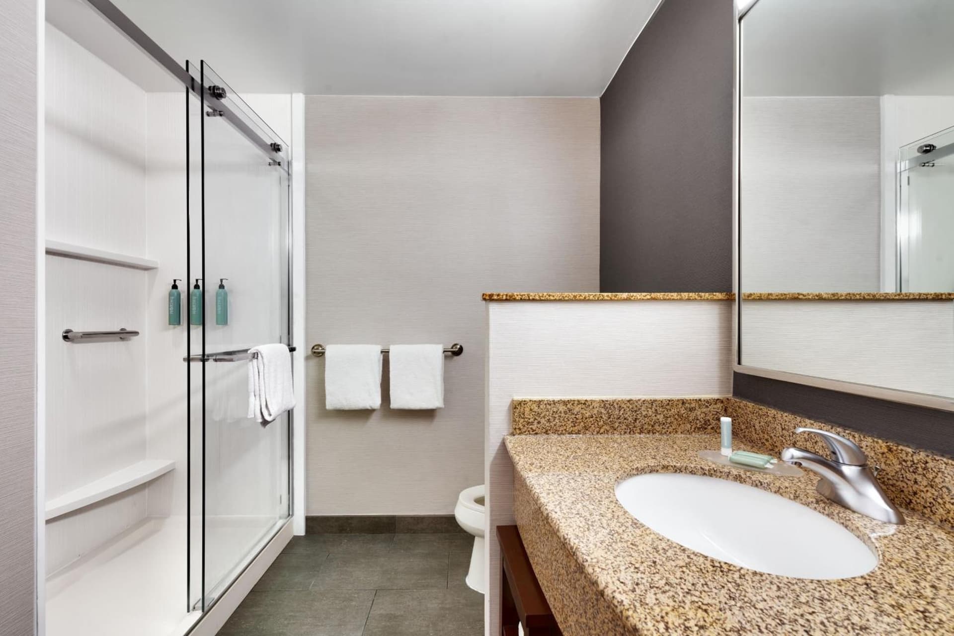 Courtyard by Marriott Johnson City gallery photo in Johnson City, TN — image 7