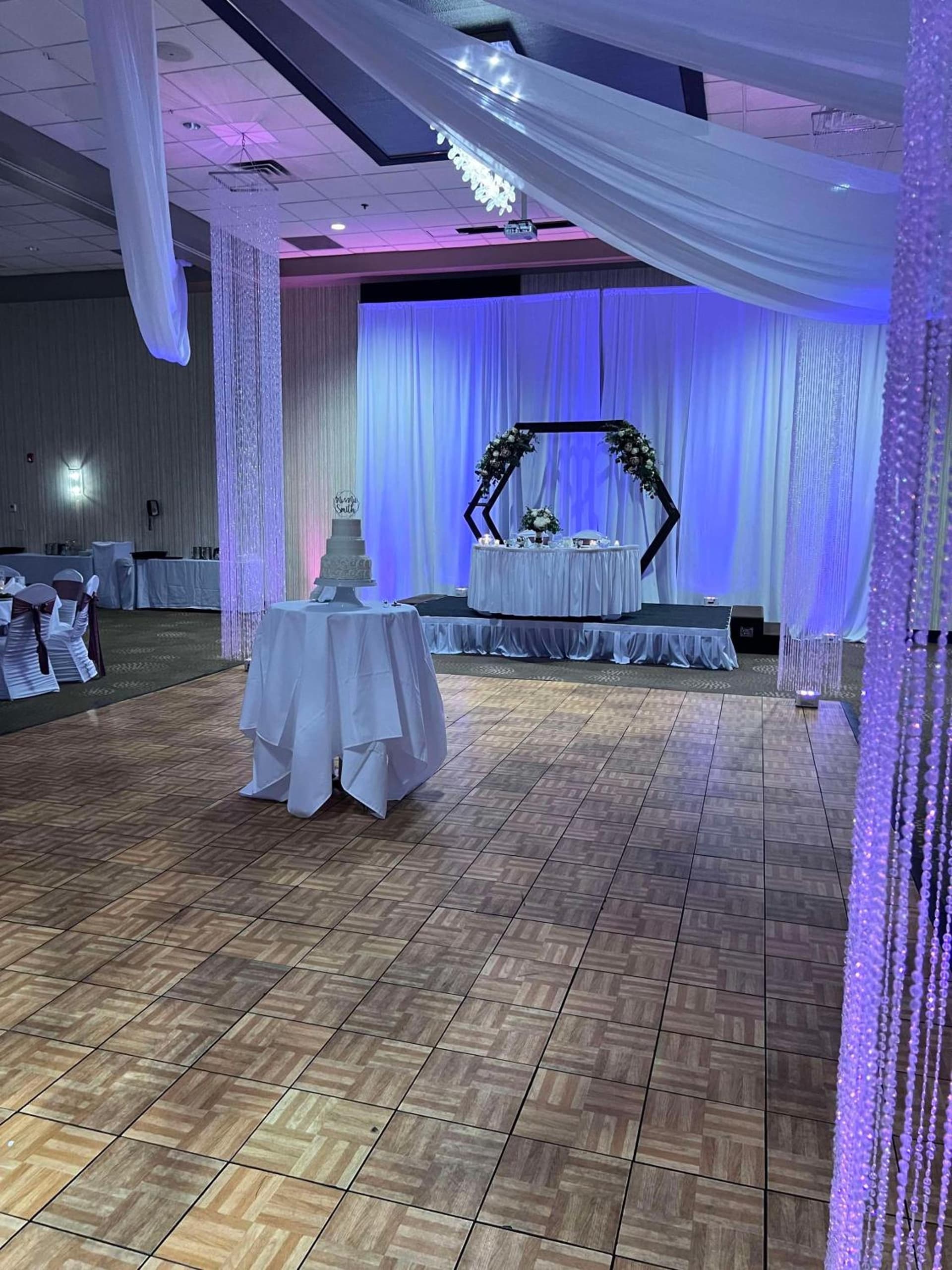 DoubleTree by Hilton Bloomington gallery photo in Bloomington, IL — image 62