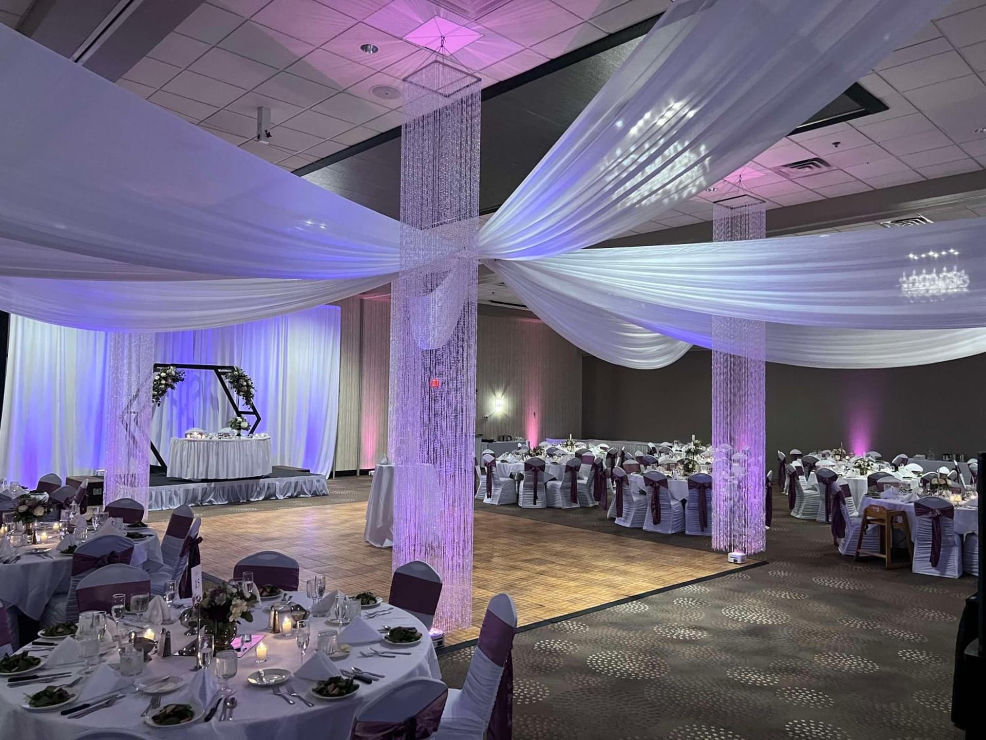 DoubleTree by Hilton Bloomington gallery photo in Bloomington, IL — image 37