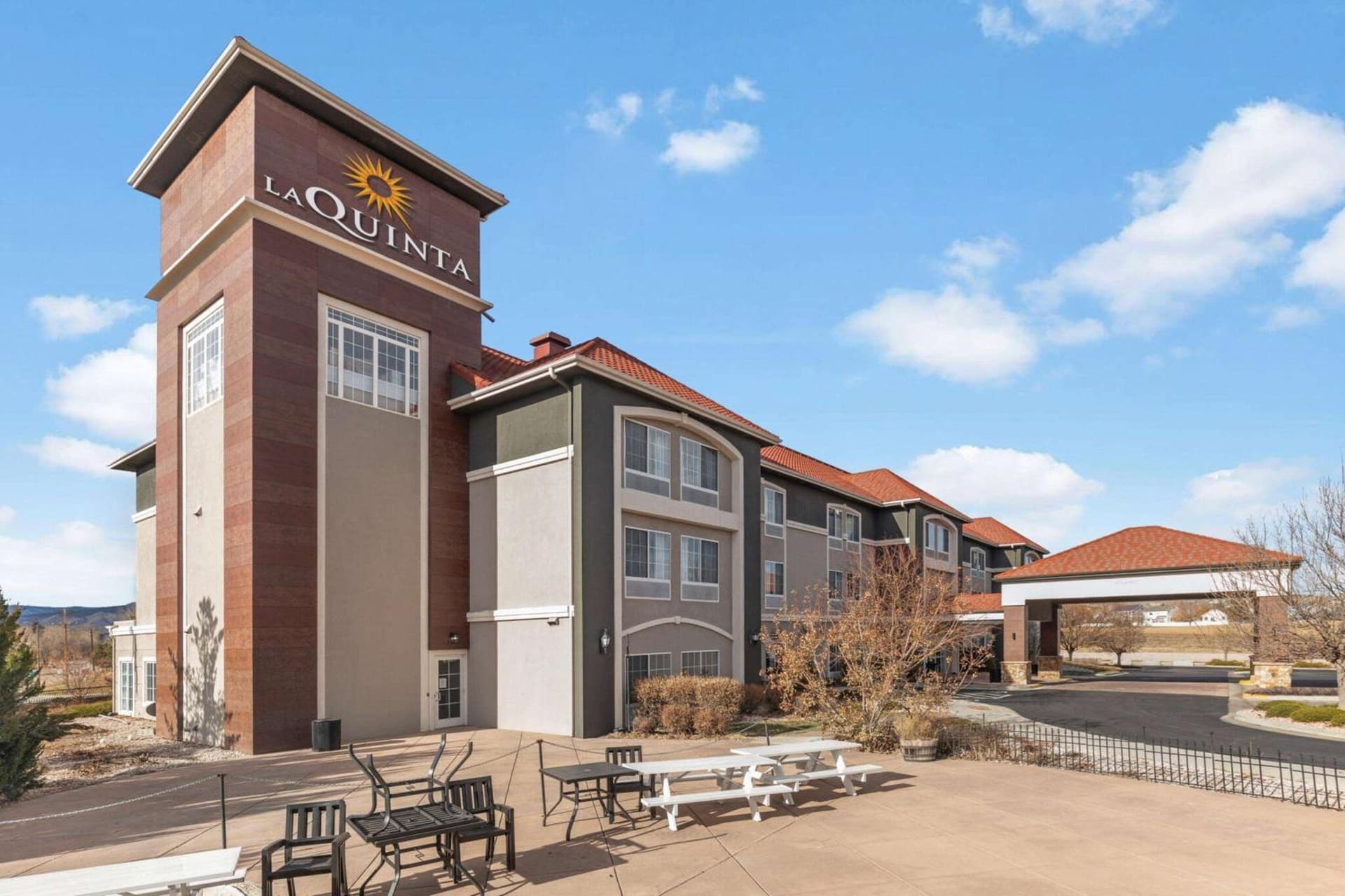 La Quinta Inn & Suites by Wyndham Loveland Estes Park gallery photo in Loveland, CO — image 18