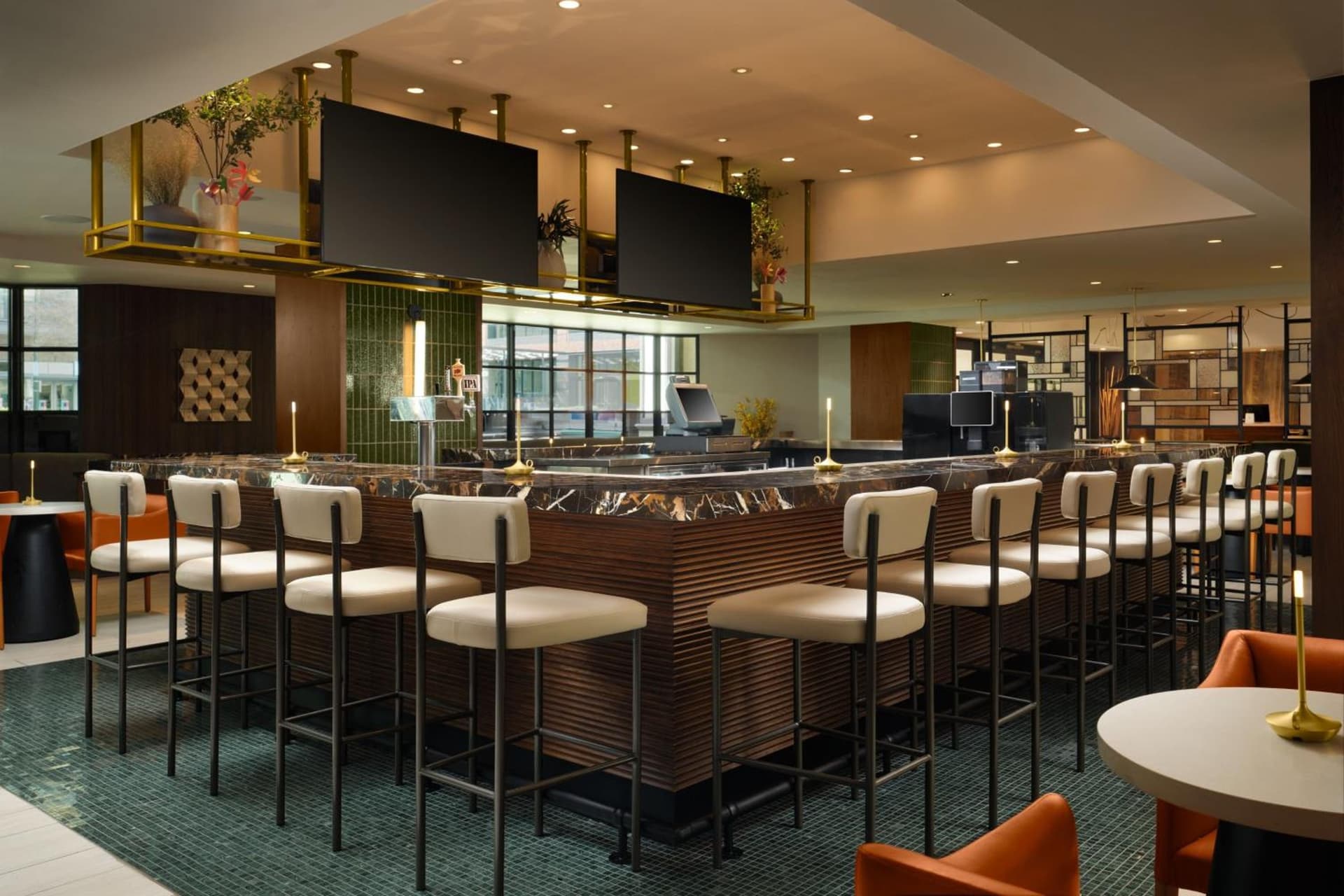 Courtyard by Marriott Los Angeles Pasadena Old Town interior in Pasadena, CA — gallery photo 2