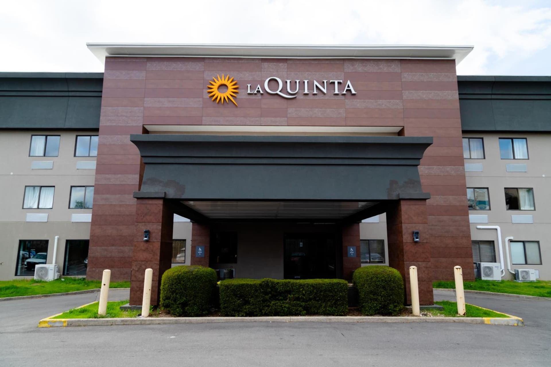 La Quinta Inn Birmingham - Inverness gallery photo in Birmingham, AL — image 39