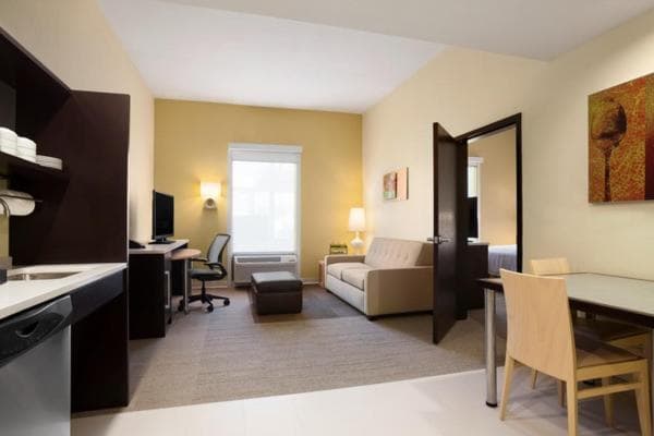 Home2 Suites by Hilton Rahway interior in Rahway, NJ — gallery photo 2