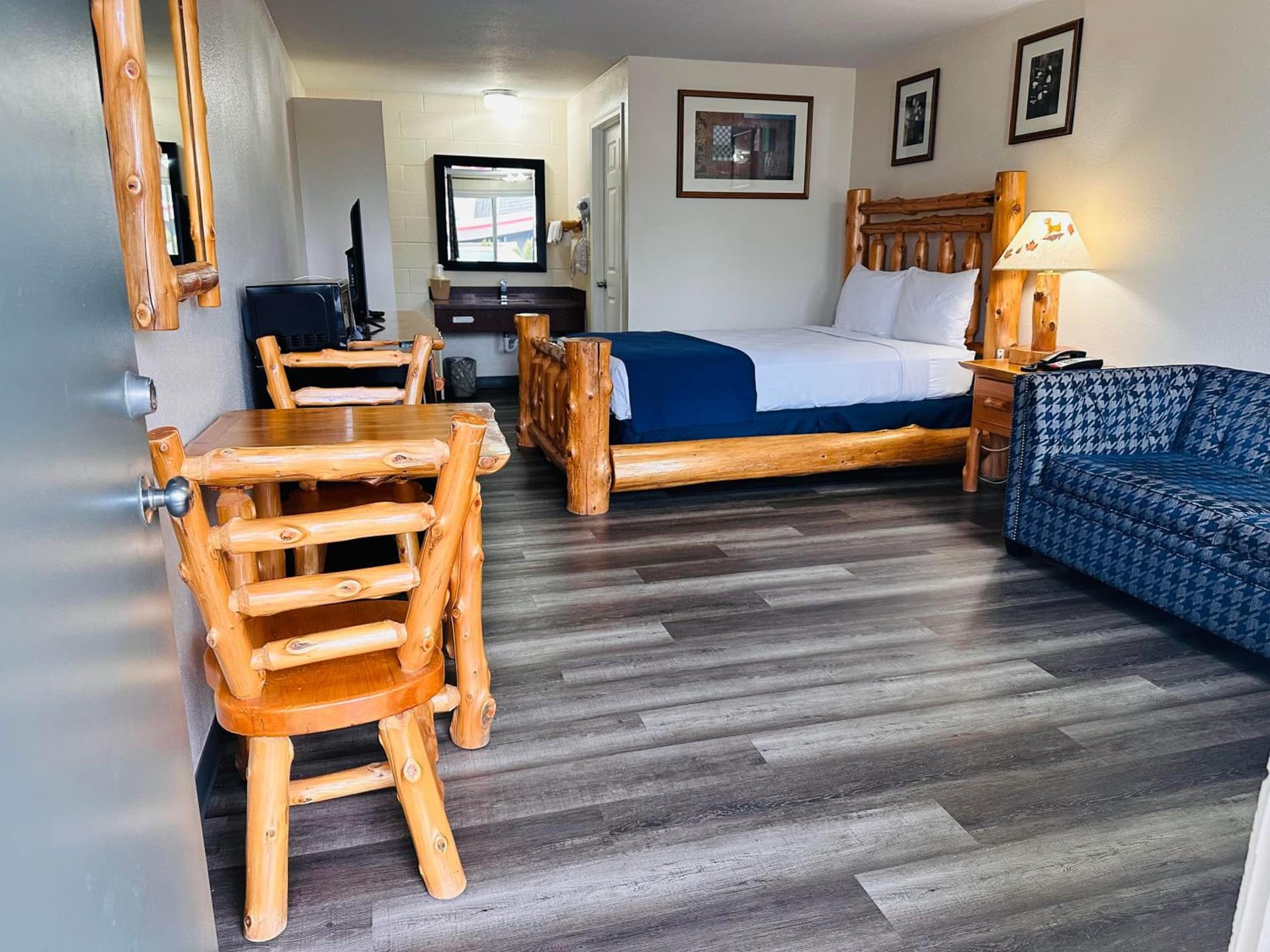 Northwoods Motel gallery photo in Blaine, WA — image 27