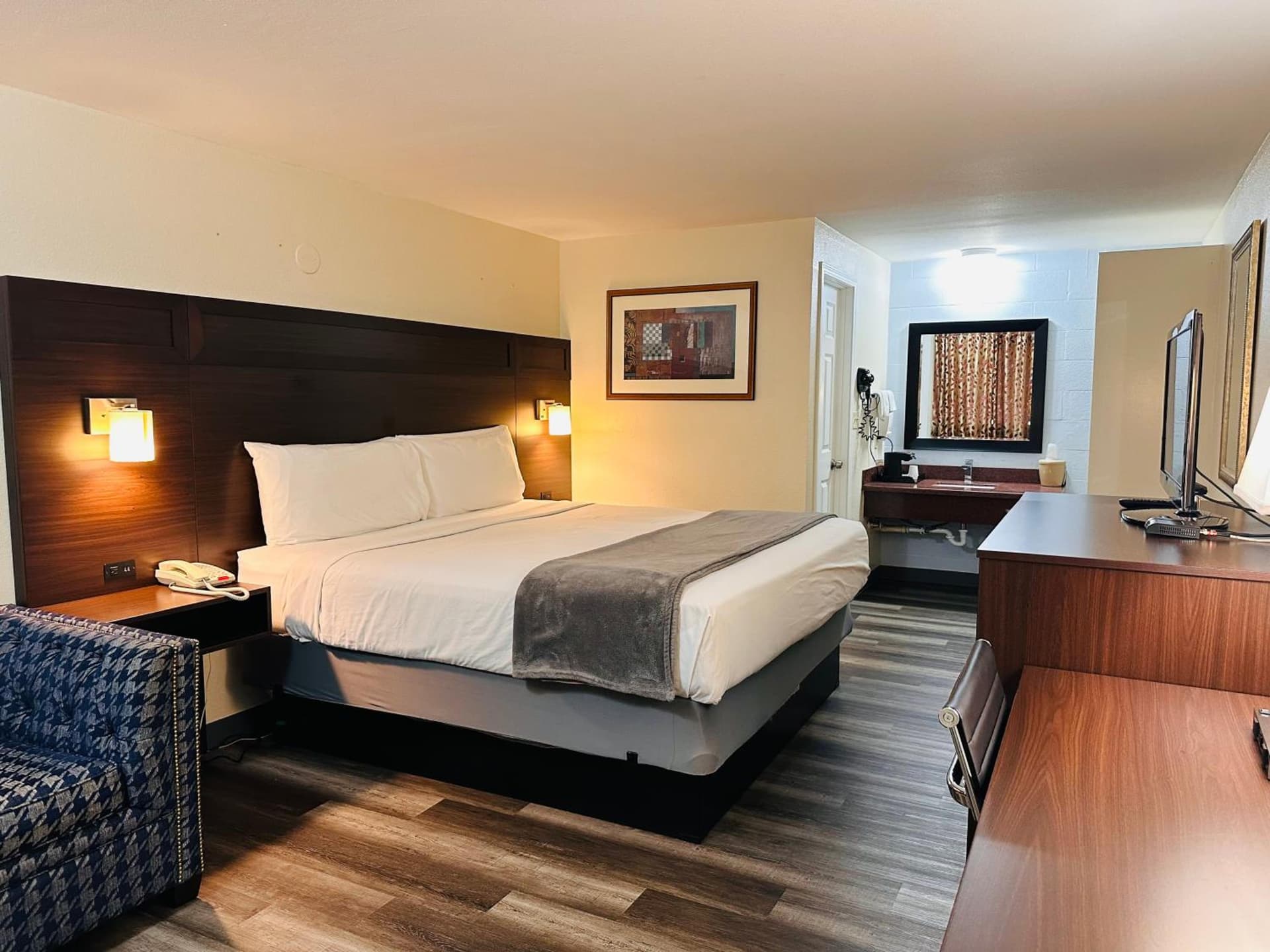 Northwoods Motel gallery photo in Blaine, WA — image 21