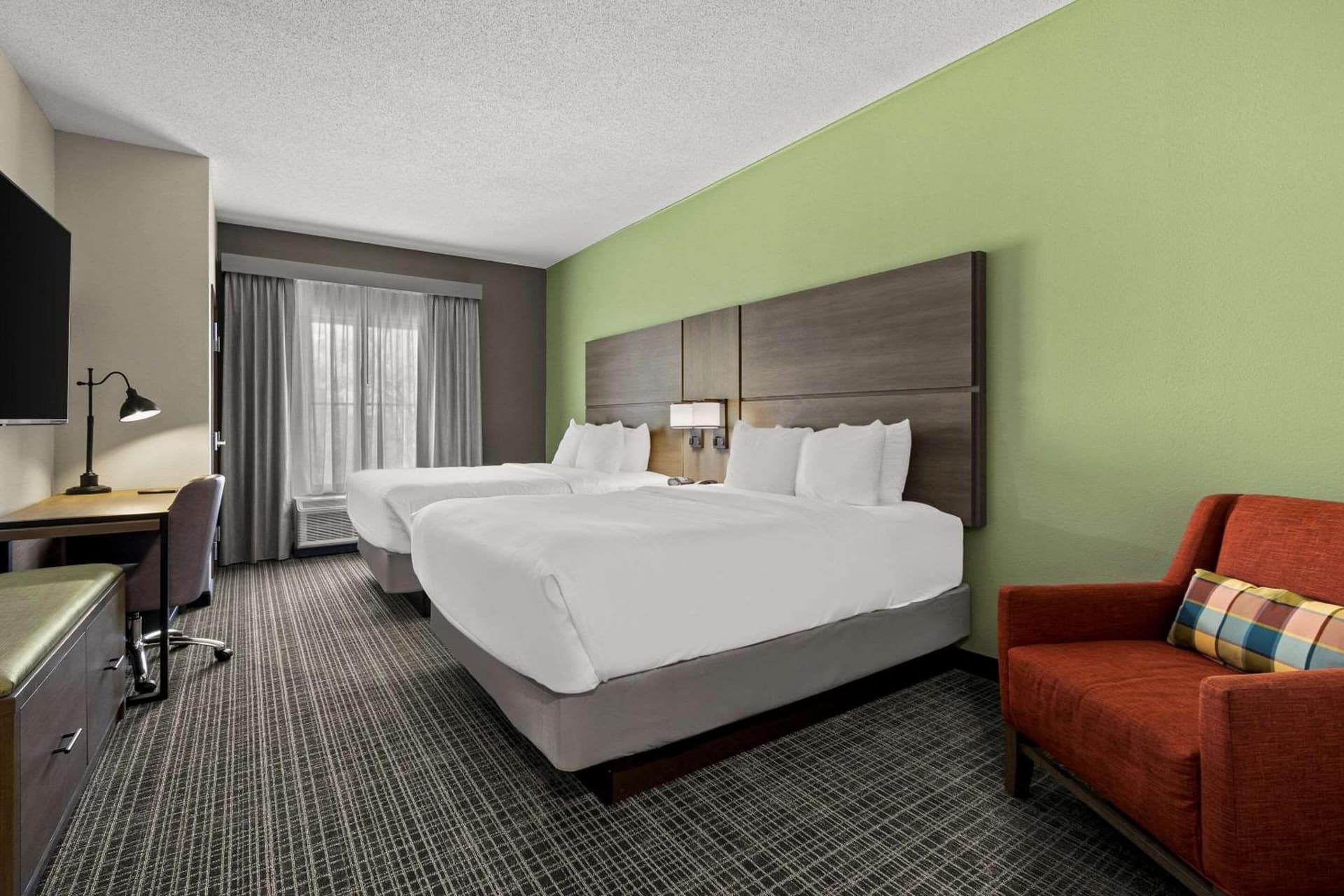Comfort Suites Charleston West Ashley gallery photo in Charleston, SC — image 17