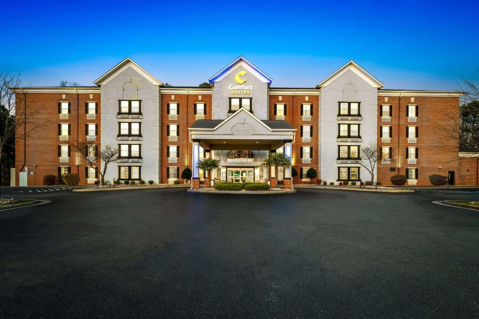 Comfort Suites Newport News Airport gallery photo in Newport News, VA — image 11