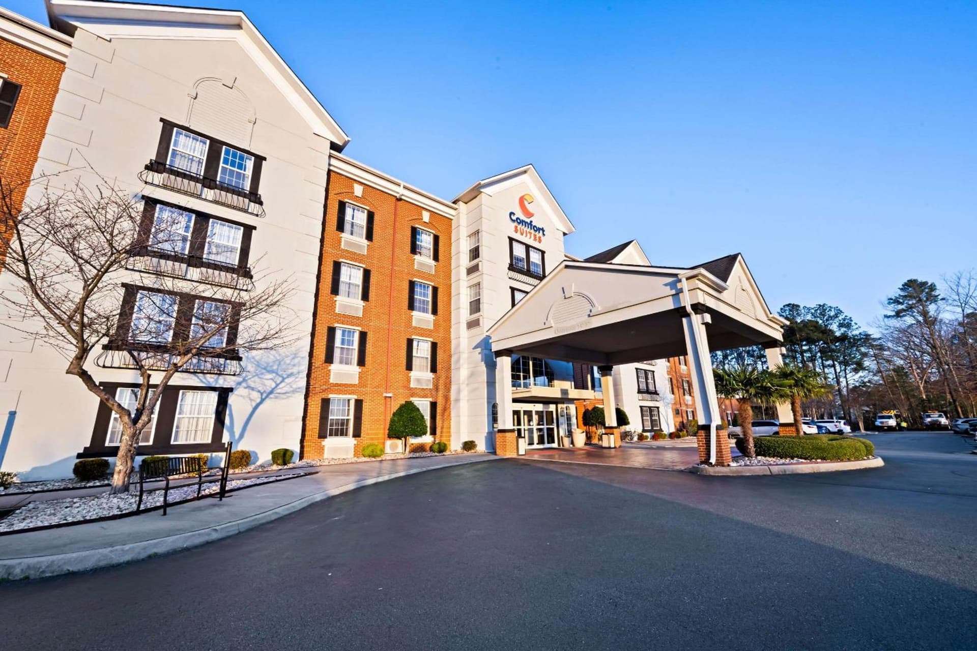 Comfort Suites Newport News Airport property views in Newport News, VA — gallery photo 3
