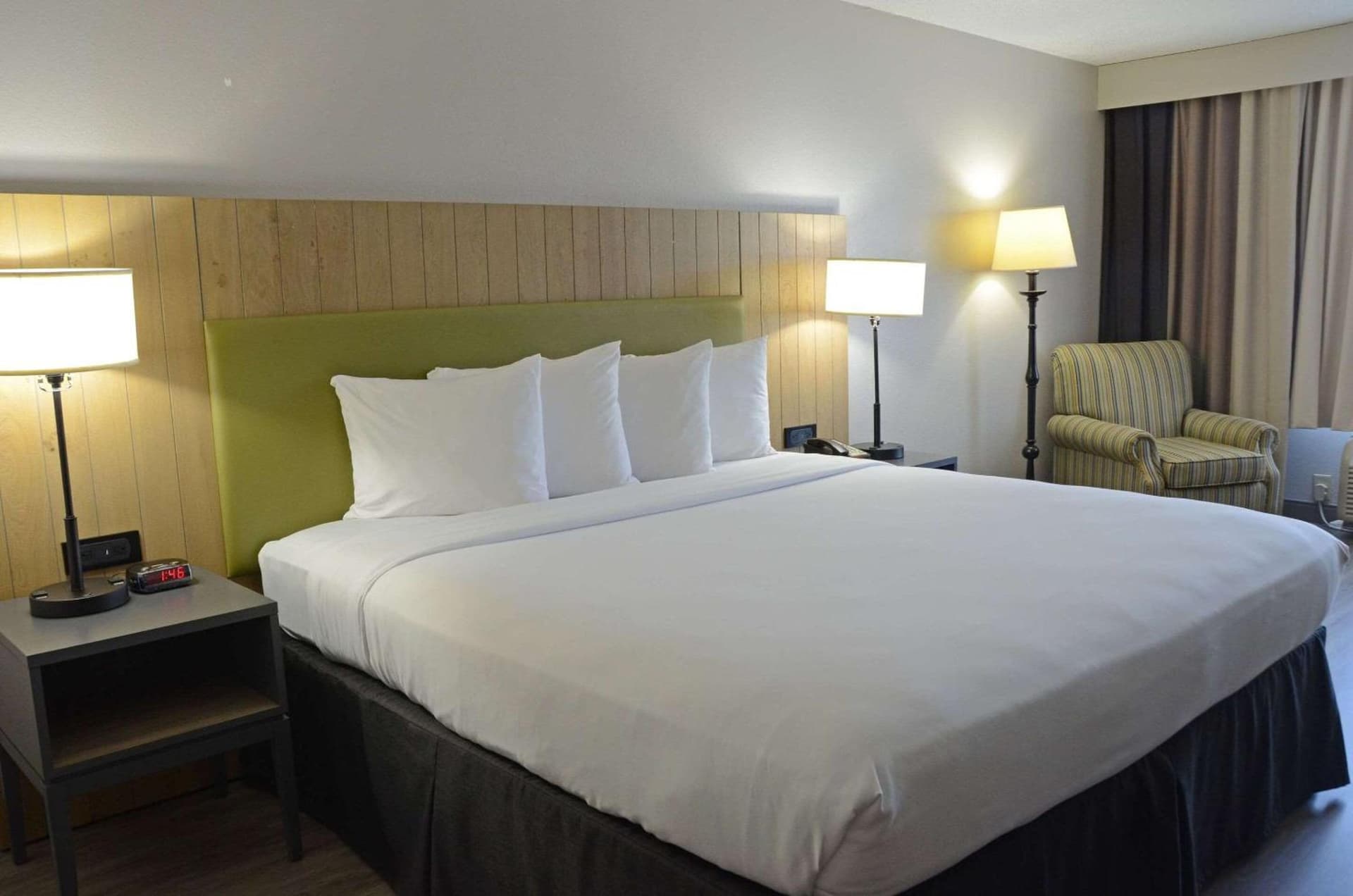 Country Inn & Suites by Radisson, Buford at Mall of Georgia, GA gallery photo in Buford, GA — image 31