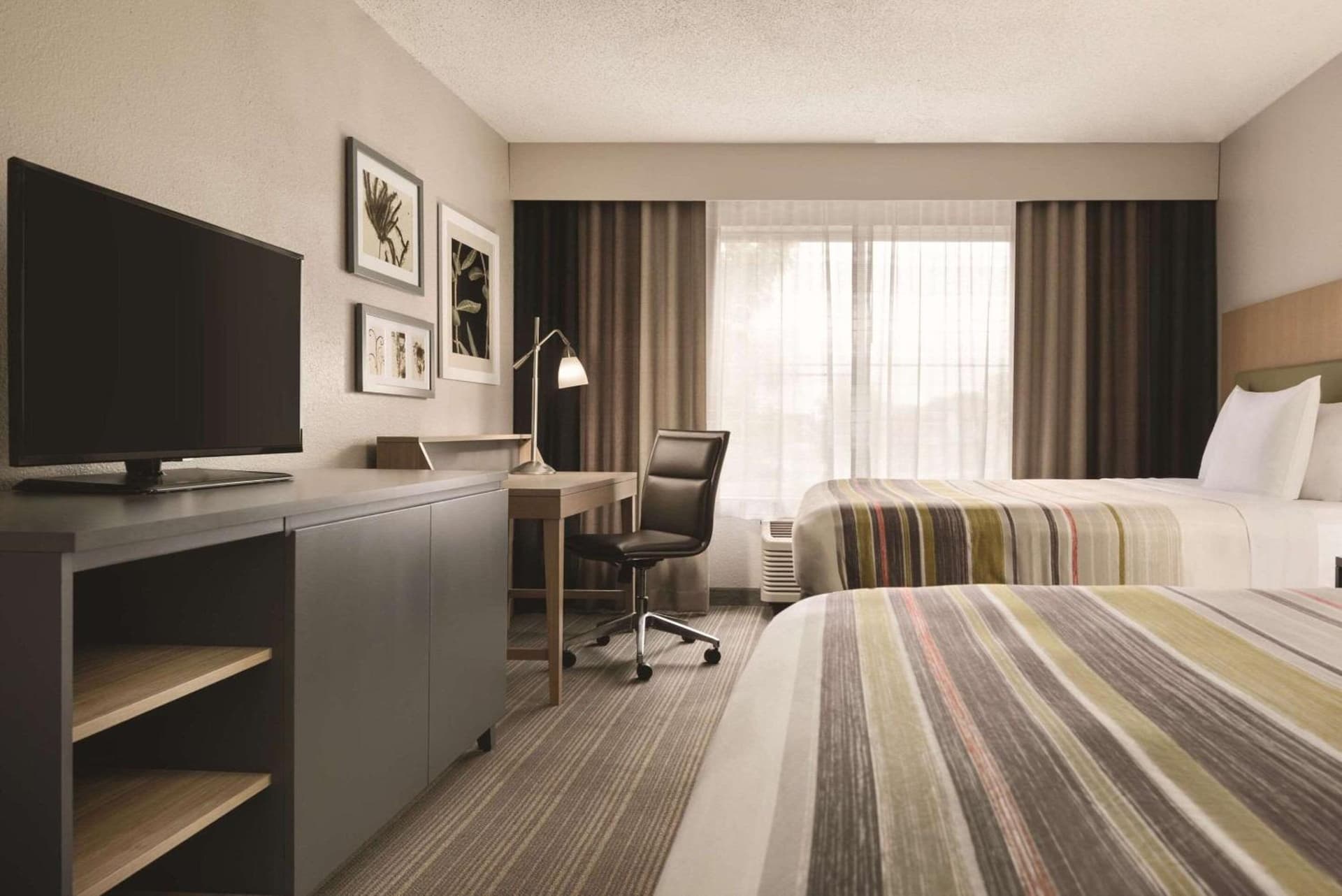Country Inn & Suites by Radisson, Indianapolis South, IN gallery photo in Indianapolis, IN — image 21