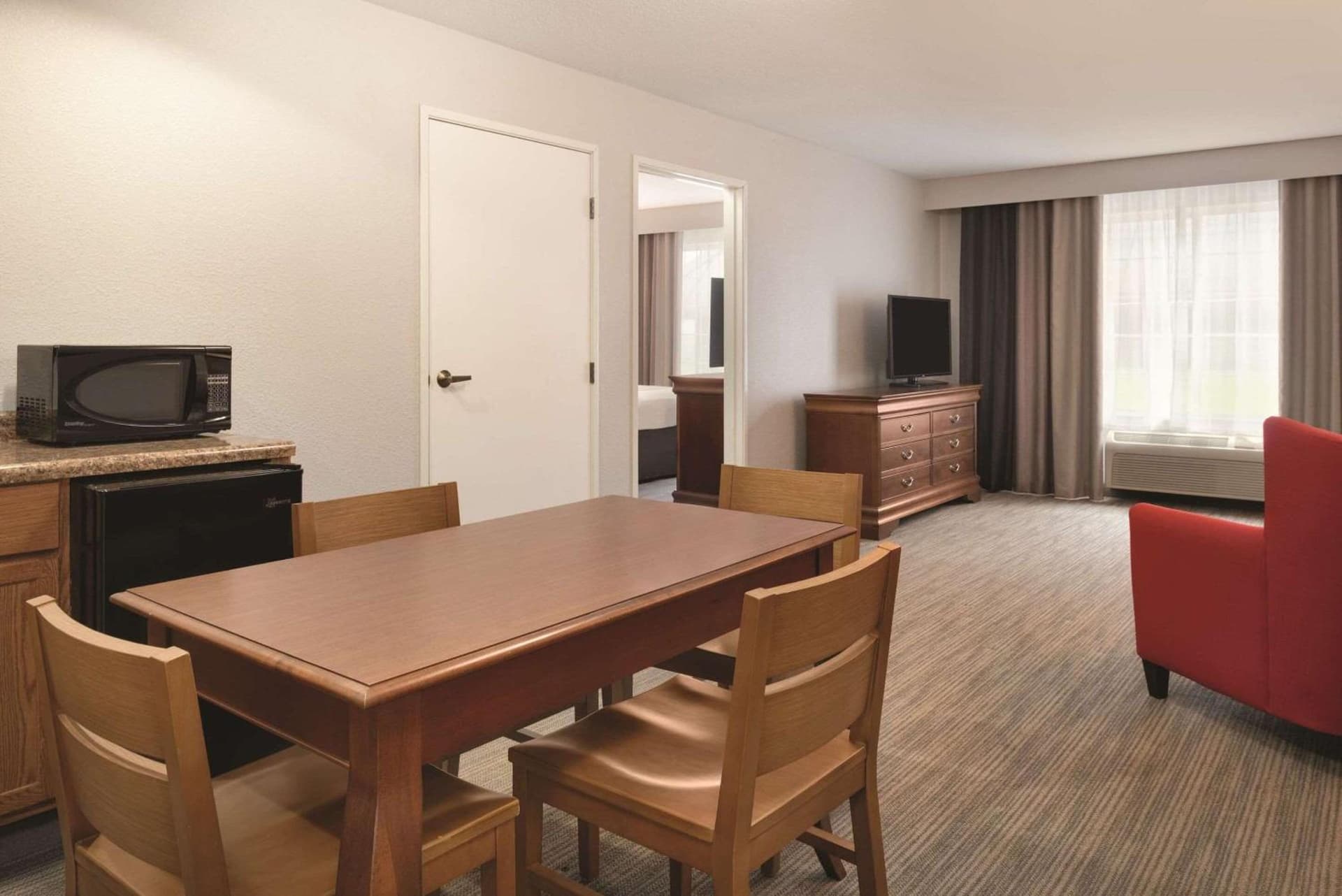 Country Inn & Suites by Radisson, Valparaiso, IN gallery photo in Valparaiso, IN — image 31