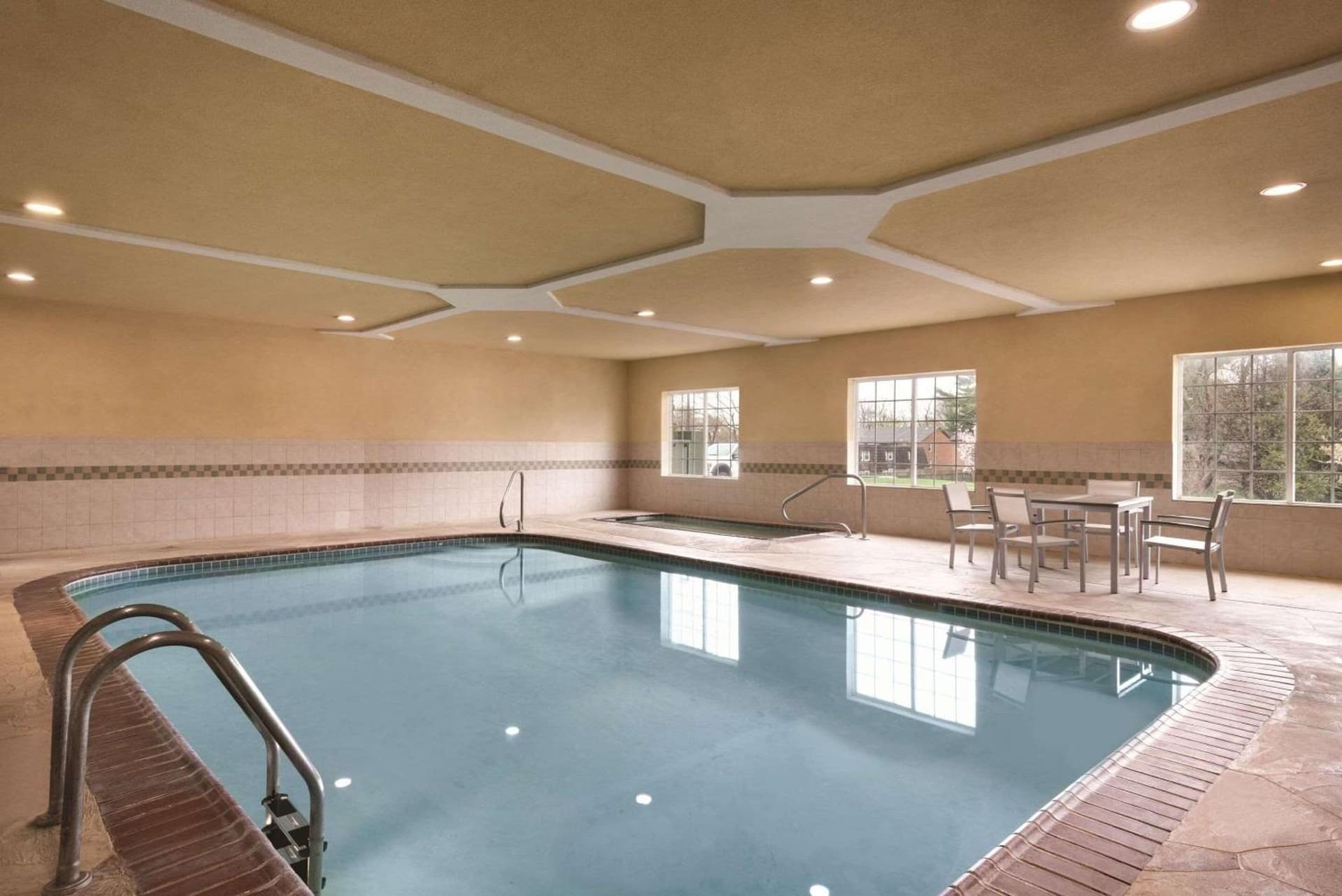 Country Inn & Suites by Radisson, Valparaiso, IN gallery photo in Valparaiso, IN — image 29