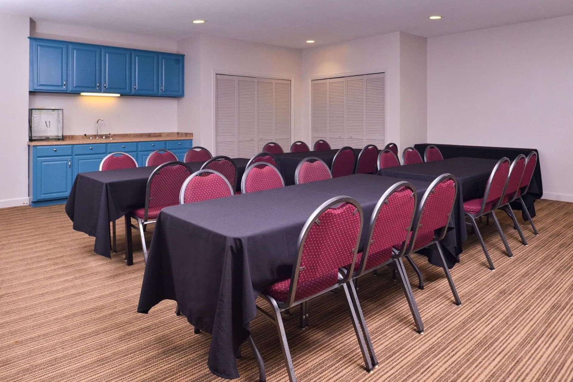 Country Inn & Suites by Radisson, Omaha Airport, IA gallery photo in Omaha, NE — image 24