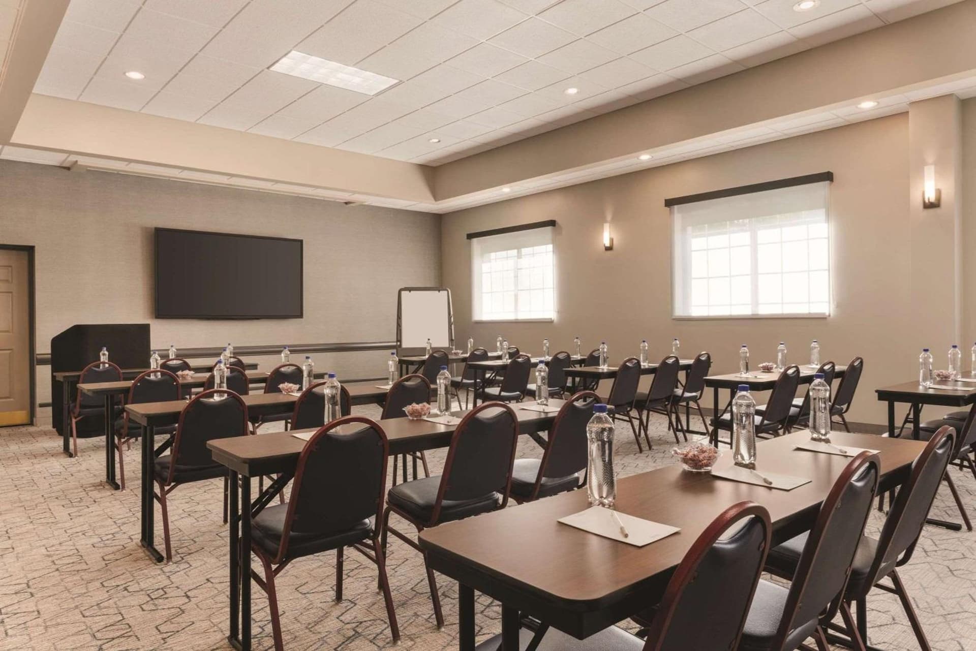 Country Inn & Suites by Radisson, Grand Rapids East, MI gallery photo in Grand Rapids, MI — image 52