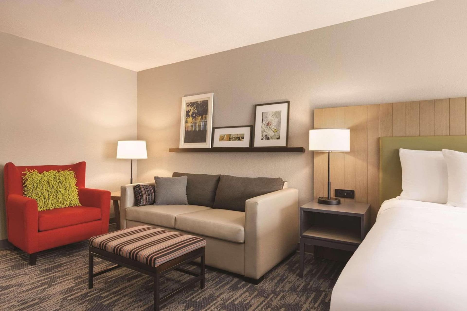 Country Inn & Suites by Radisson, Green Bay North gallery photo in Green Bay, WI — image 5