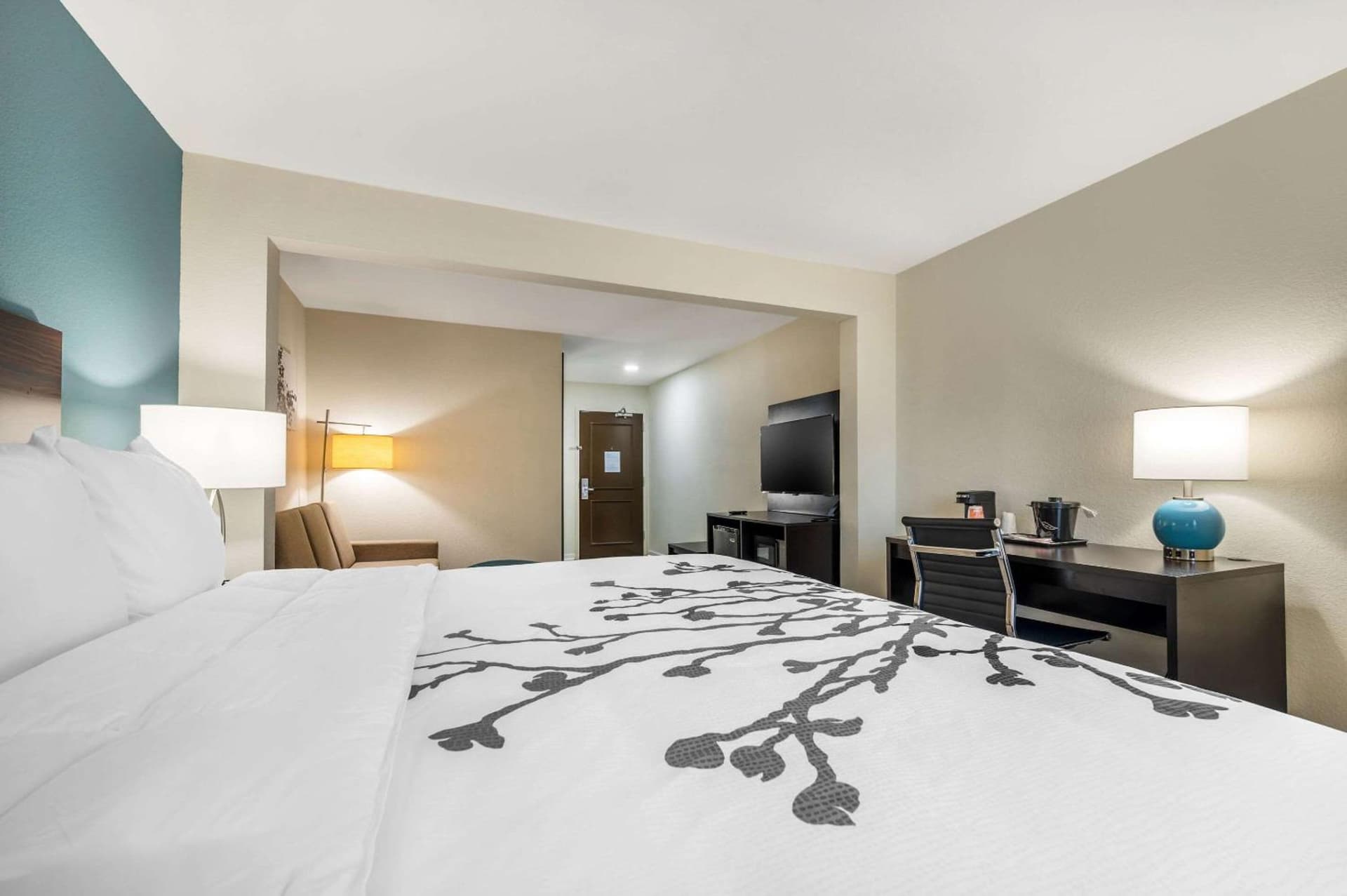 Sleep Inn & Suites Newport News City Center Area gallery photo in Newport News, VA — image 34