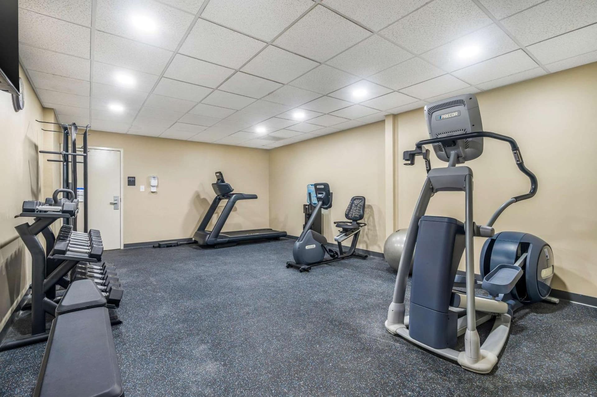 Sleep Inn & Suites Newport News City Center Area gallery photo in Newport News, VA — image 43