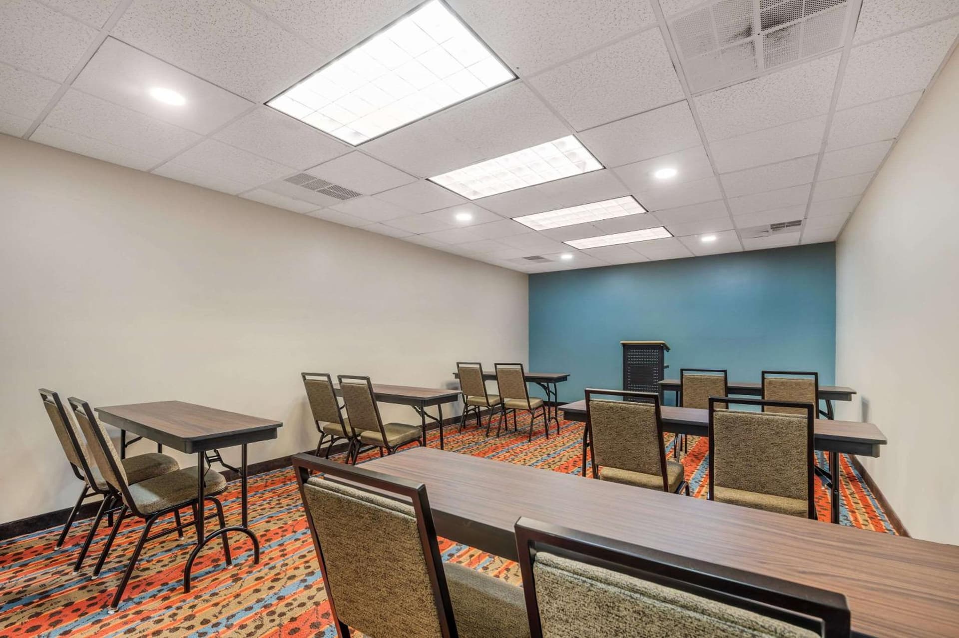 Sleep Inn & Suites Newport News City Center Area gallery photo in Newport News, VA — image 32