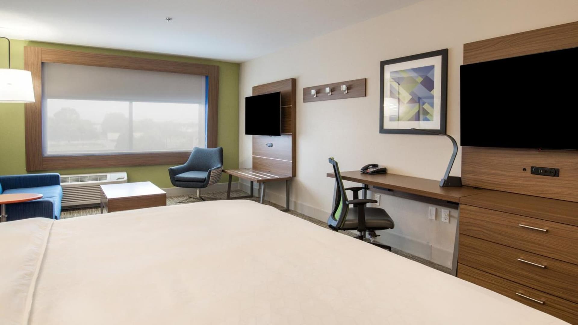 Holiday Inn Express & Suites Racine by IHG gallery photo in Racine, WI — image 15