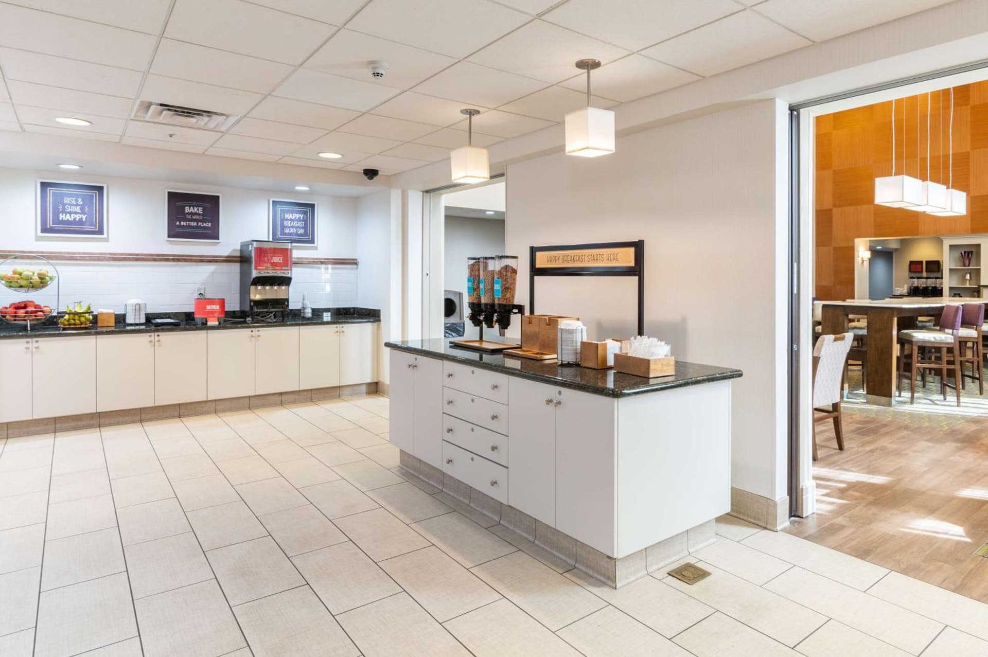 Hampton Inn & Suites Hartford-Manchester gallery photo in Manchester — image 28