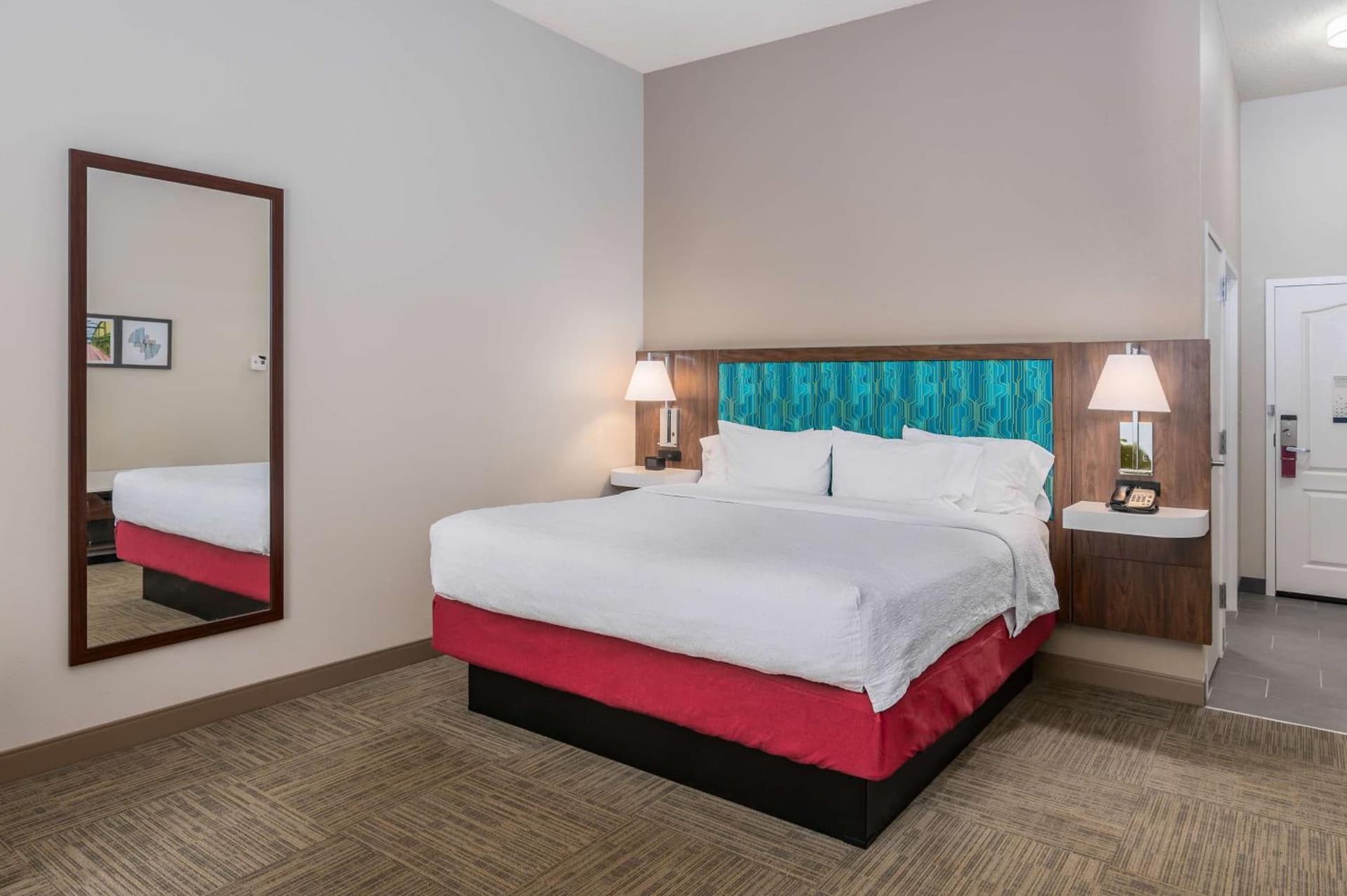 Hampton Inn & Suites Hartford-Manchester gallery photo in Manchester — image 34