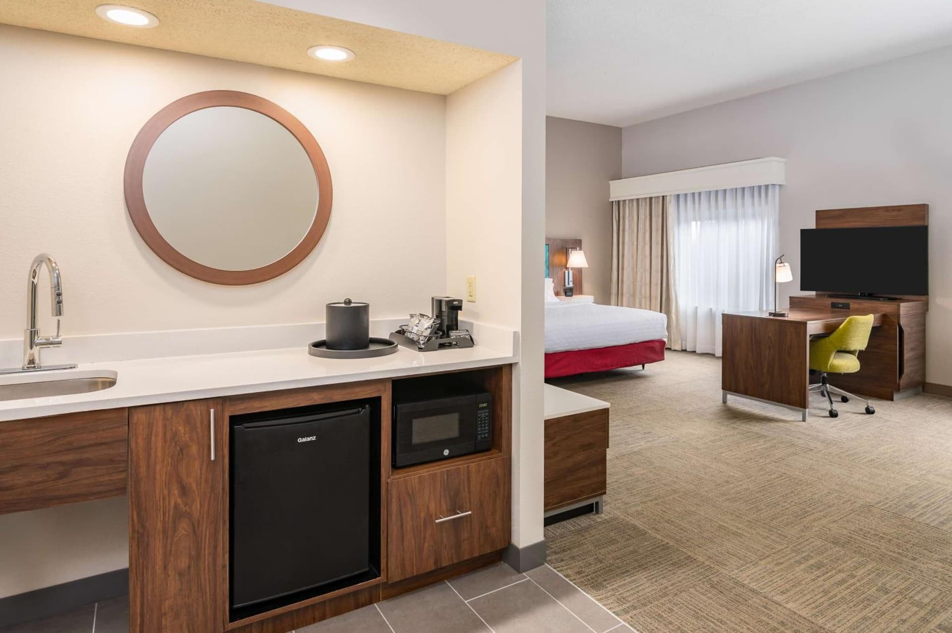 Hampton Inn & Suites Hartford-Manchester gallery photo in Manchester — image 26