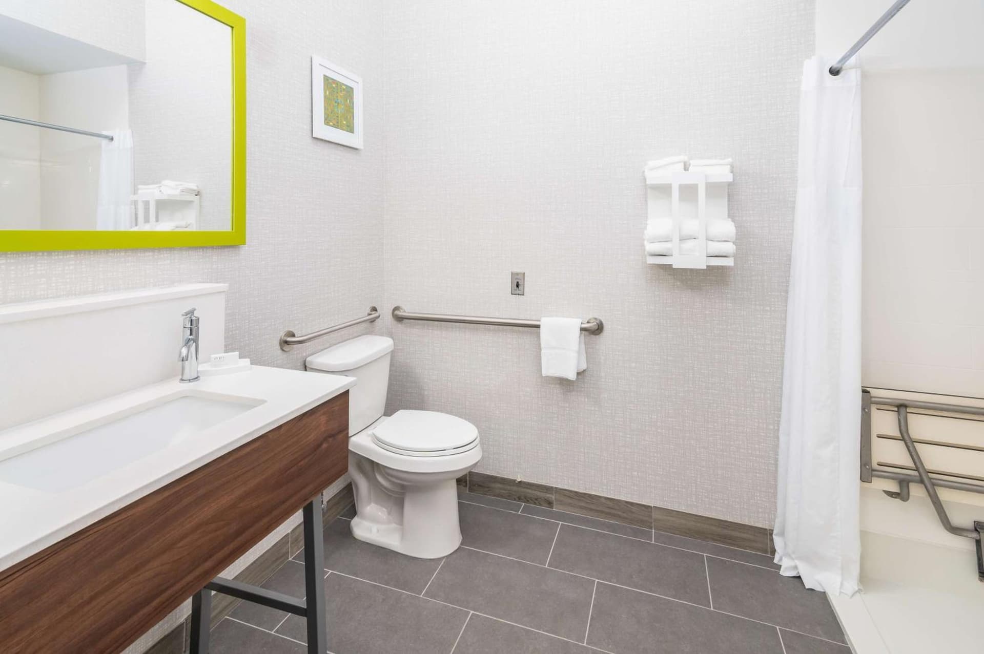 Hampton Inn & Suites Hartford-Manchester gallery photo in Manchester — image 35