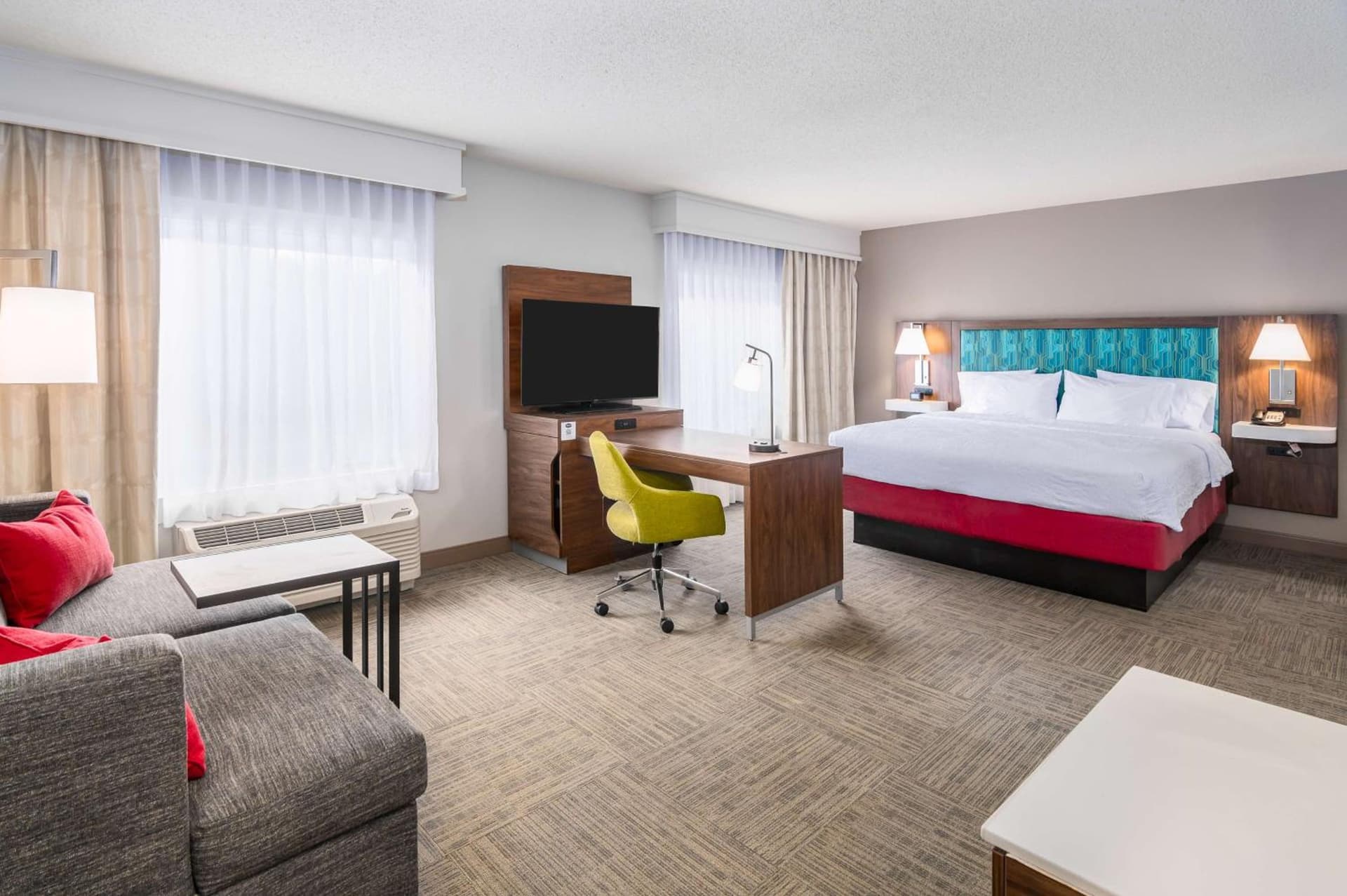 Hampton Inn & Suites Hartford-Manchester gallery photo in Manchester — image 24