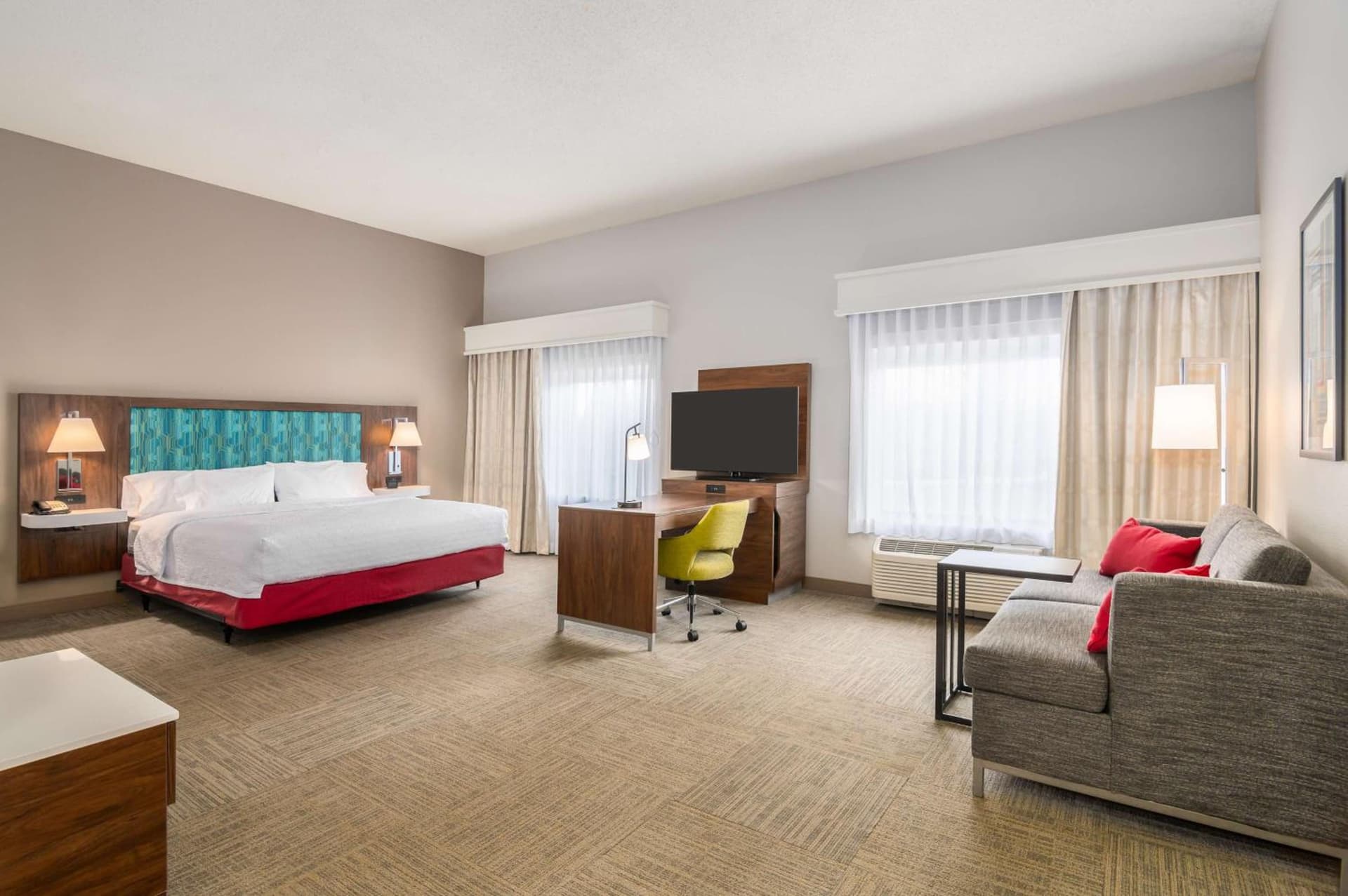 Hampton Inn & Suites Hartford-Manchester gallery photo in Manchester — image 33