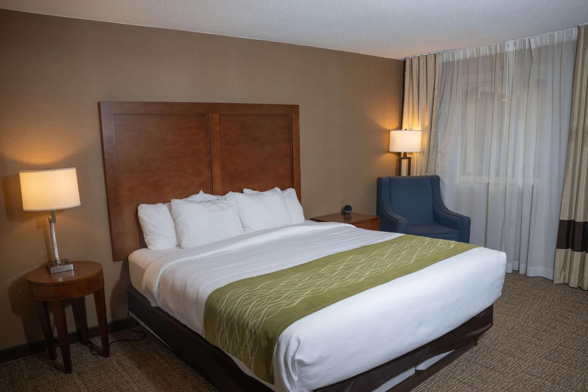 Comfort Inn & Suites Erie - Splash Lagoon Indoor Waterpark gallery photo in Erie, PA — image 26