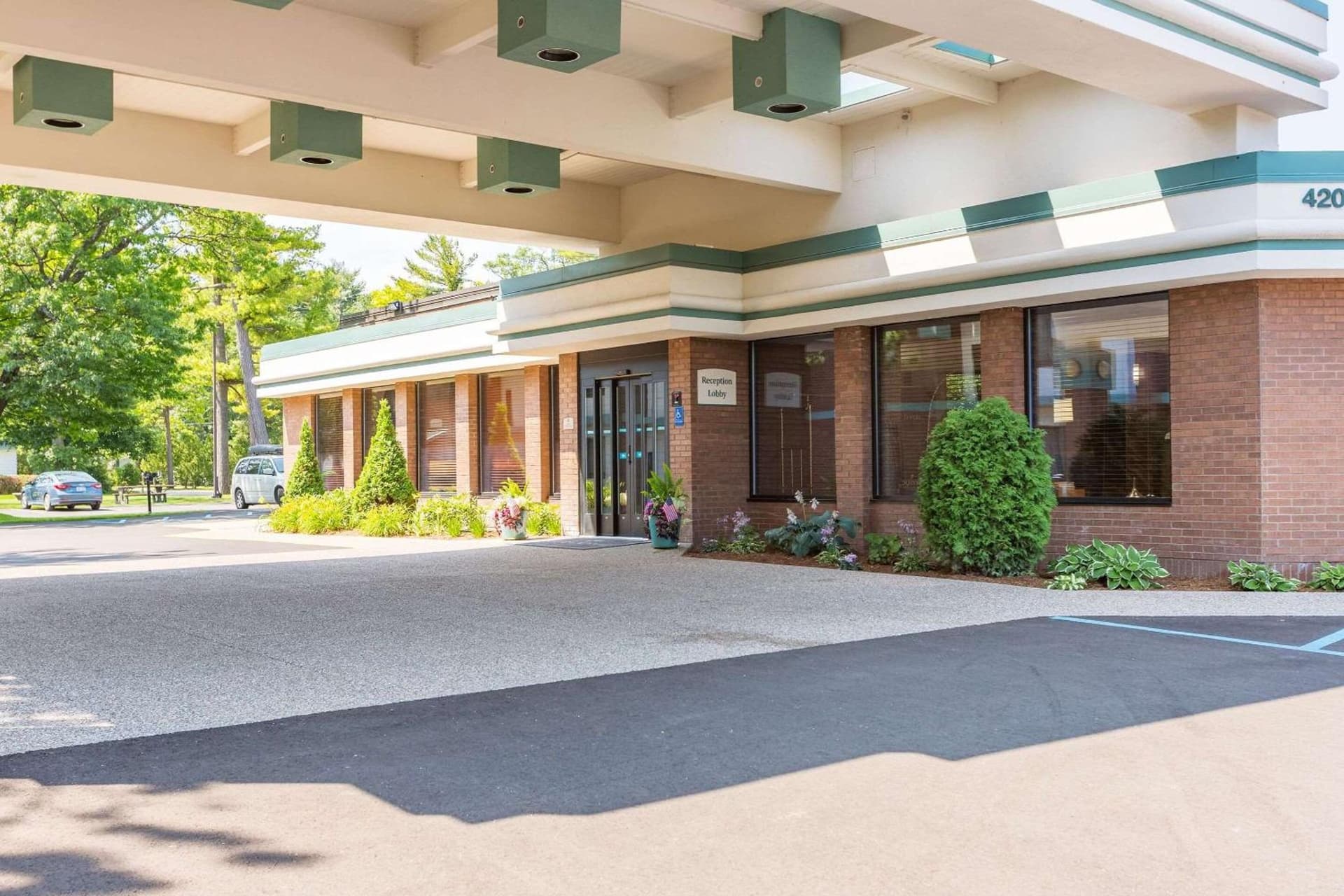 Country Inn & Suites by Radisson, Traverse City, MI property views in Traverse City, MI — gallery photo 3